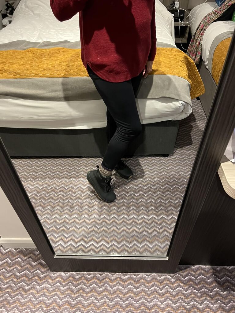 baleaf Women's Fleece Lined Leggings Water Resistant Thermal Winter Warm Tights High Waisted with Pockets Running Gear Customer Review baleaf Women's Fleece Lined Leggings Water Resistant Thermal Winter Warm Tights High Waisted with Pockets Running Gear - Customer Photo 1