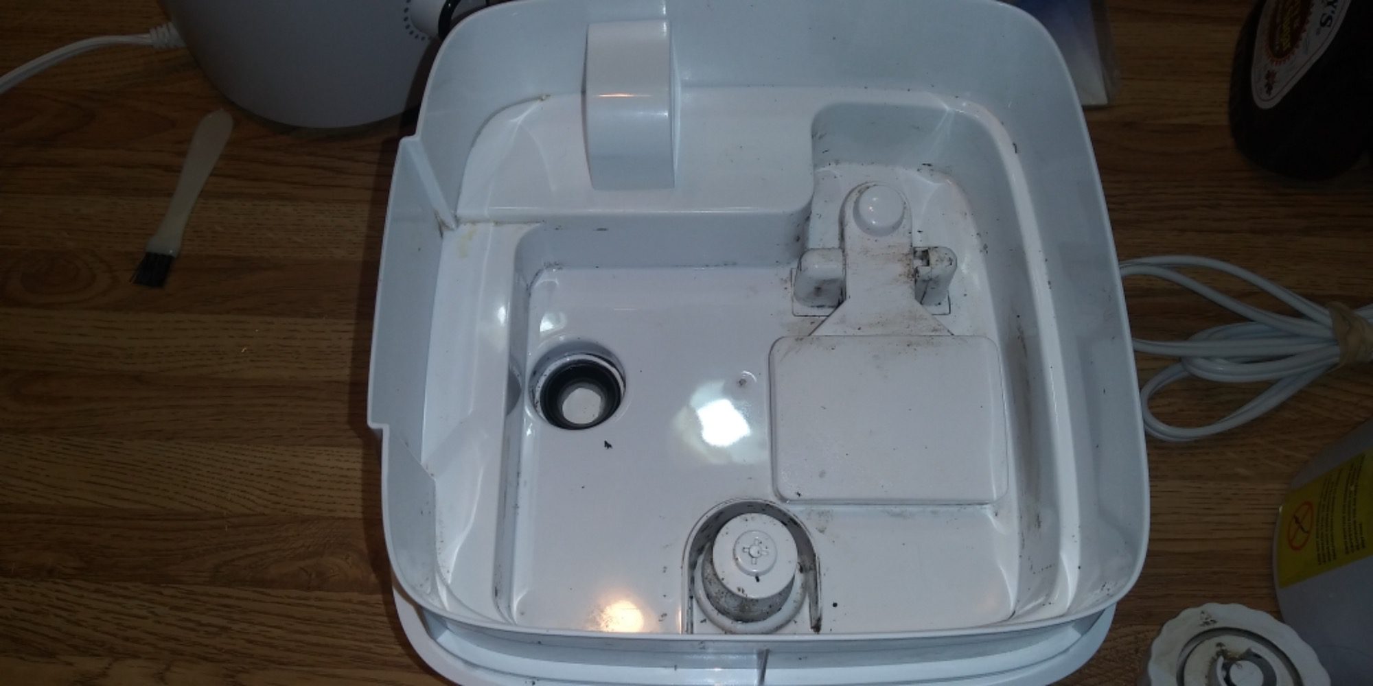 Air Innovations Humidifiers for Bedroom Convenient Oversized 4.5L Tank Runs for 70 Hours for Large Room up to 400 Sq Ft Top Fill Cool Mist Humidifier Ideal for Baby Room and Plants MH-419, White, 1.2 - Customer Photo 1