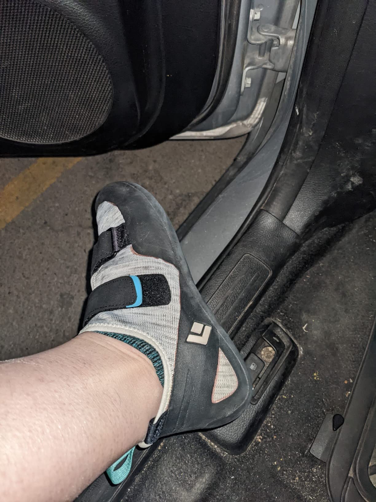 BLACK DIAMOND Women's Momentum Rock Climbing Shoes | Engineered Knit Upper | 4.3mm Rubber Outsole | Breathable All-Day Comfort - Customer Photo 1