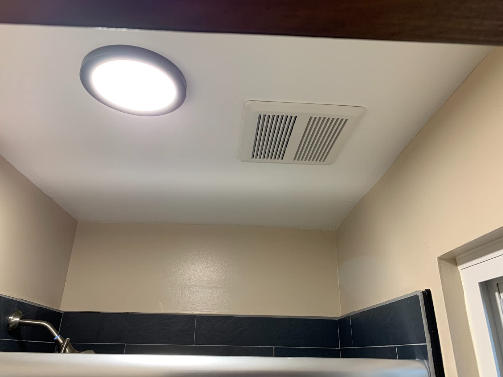 SNP100 | 100 CFM | 0.8 Sone | No Attic Access Required Bathroom Ventilation Exhaust Extractor Fan - Customer Photo 1
