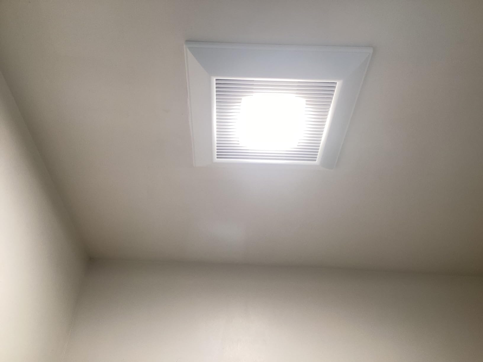 Panasonic WhisperFit Ceiling Mount Bathroom Exhaust Fan with Dimmable LED Light, 50-80-110 CFM, FV-0511VFL1 - Customer Photo 4