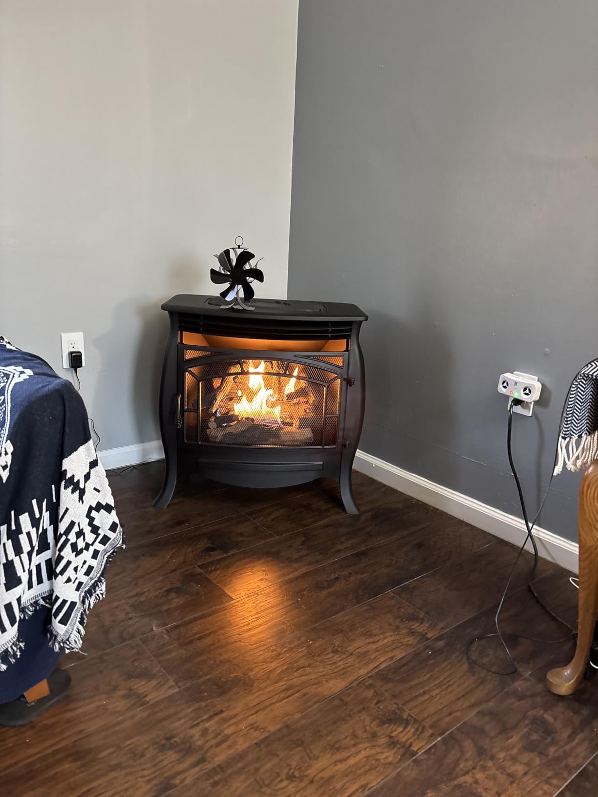 Duluth Forge Dual Fuel Ventless Gas Stove - Model FDSR25, Matte Finish, Remote Control Customer Review Duluth Forge Dual Fuel Ventless Gas Stove - Model FDSR25, Matte Finish, Remote Control - Customer Photo 2