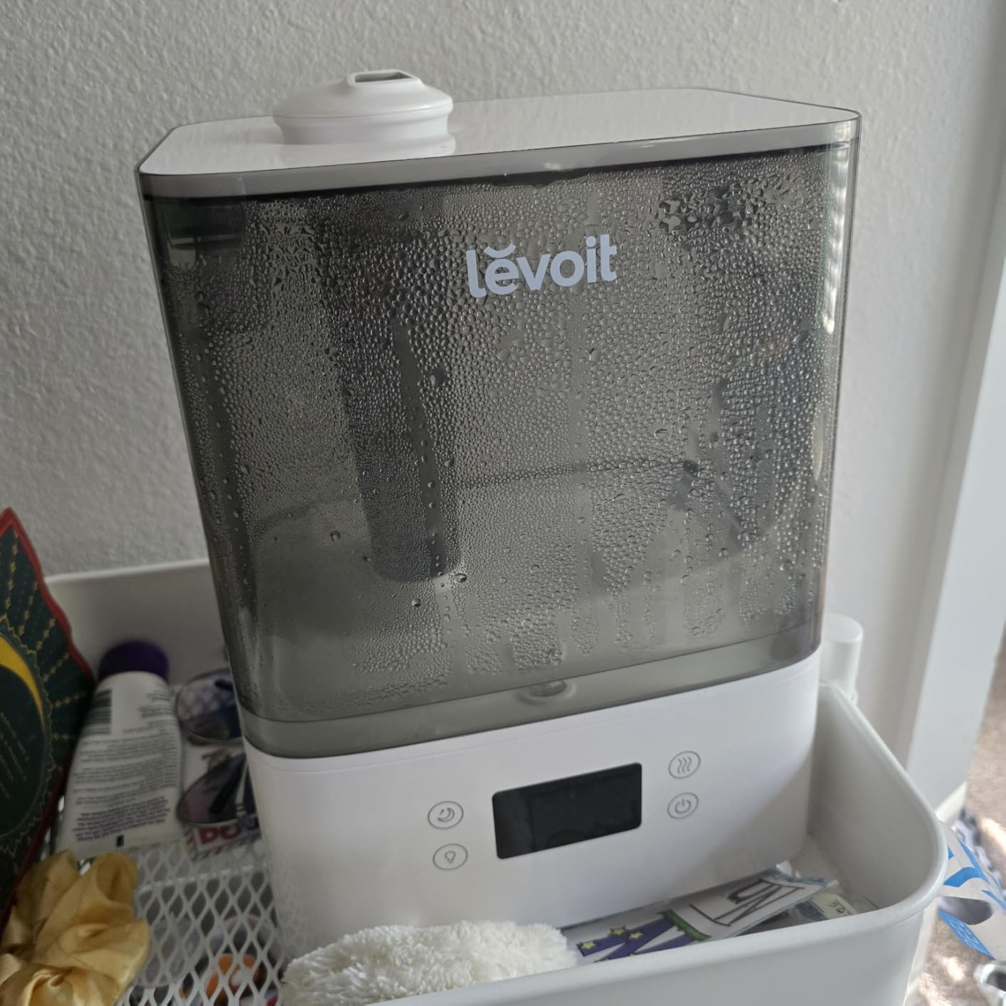 LEVOIT Classic300S Ultrasonic Smart Top Fill Humidifier, Extra Large 6L Tank for Whole Family, APP & Voice Control, Essential Oil Diffuser, Humidity Setting with Sensor, Quiet Sleep Mode, Night Light - Customer Photo 1