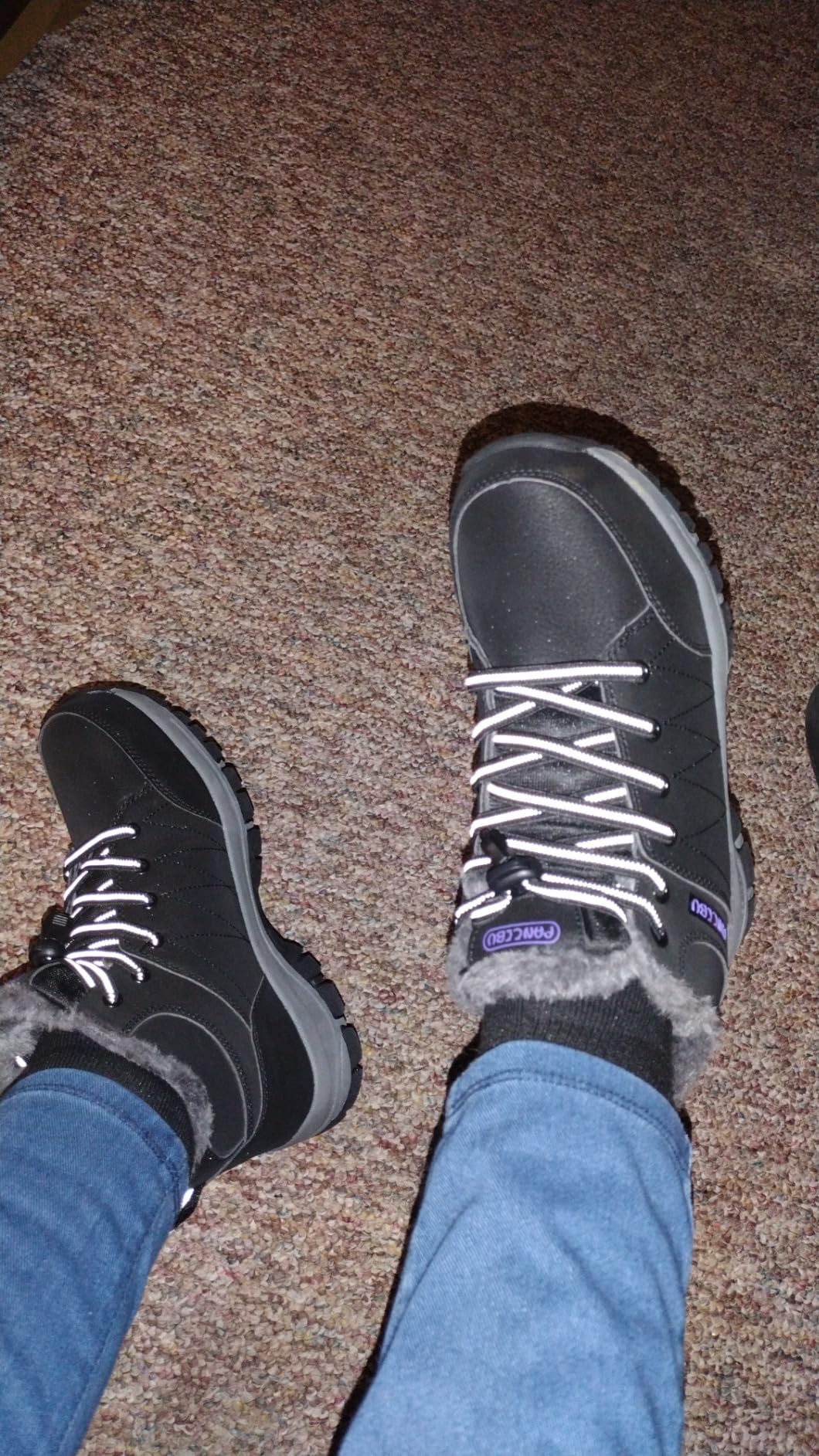 Moodeng Women's Winter Snow Boots Outdoor Hiking Boots Warm Waterproof Ankle Booties for Walking and Anti-Slip - Customer Photo 1