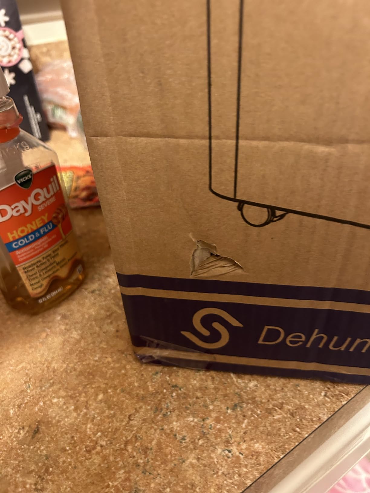 2000 Sq. Ft Dehumidifier for Home/Basement, 30 Pints 36 dB Dehumidifiers for Bedroom/Bathroom With Drain Hose LED Intelligent Humidity Light - Customer Photo 3