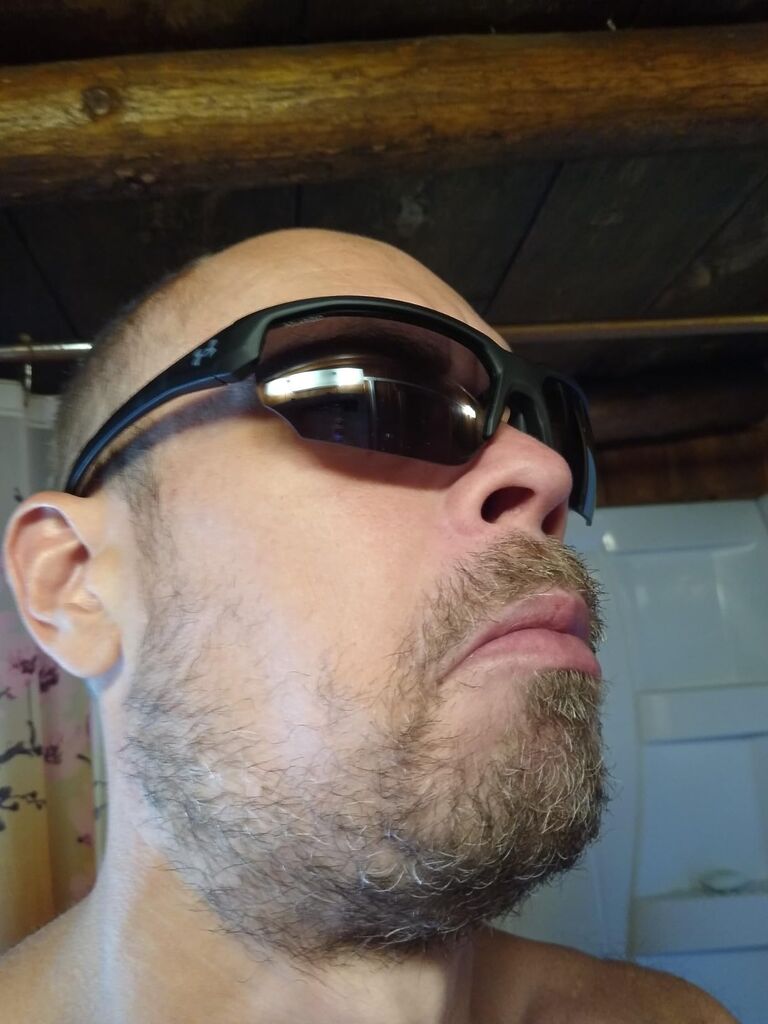 Under Armour Blitzing Wrap Around Sunglasses, Men's Sunglasses with Non-Slip Temples, Auto-Lock Hinges & Microfiber Pouch - Customer Photo 1