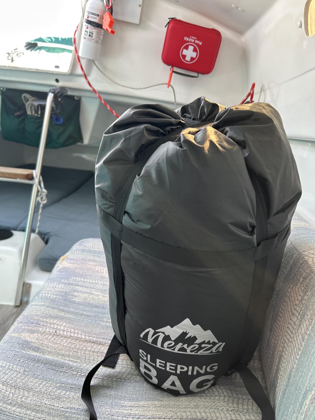 MEREZA Double Sleeping Bag for Adults Mens with Pillow, XL Queen Size Two Person Sleeping Bag for All Season Camping Hiking Backpacking 2 Person Sleeping Bags for Cold Weather & Warm - Customer Photo 4