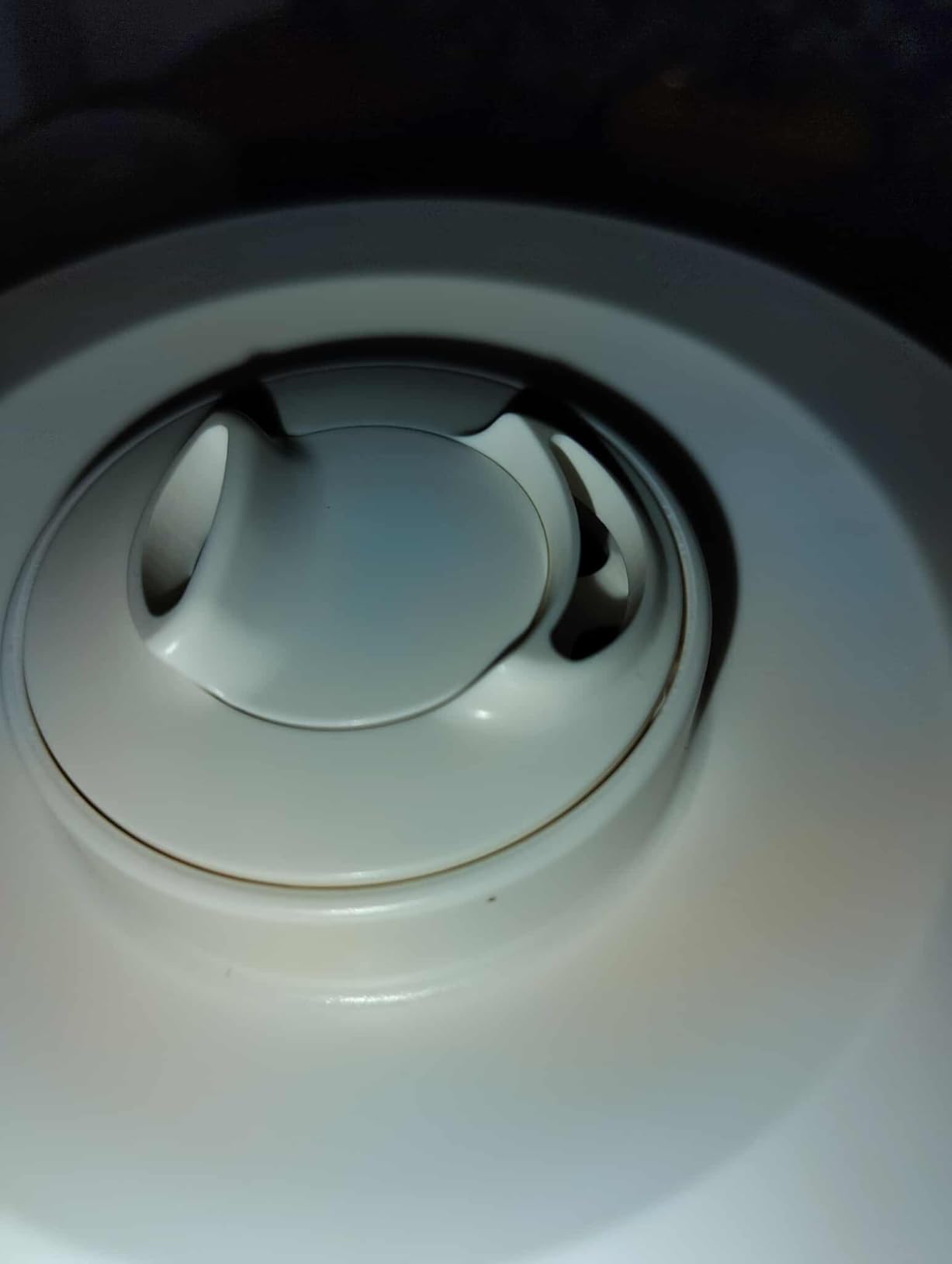 Homvana Humidifiers for Bedroom Home, 3.6 L Cool Mist Top-Fill 34H Super Long Time, Quiet 23dB, Baby Humidifier, Oil Diffuser for Large Room, Plants, Nursery, Office BPA FREE, 7 Color Light Ultrasonic - Customer Photo 1