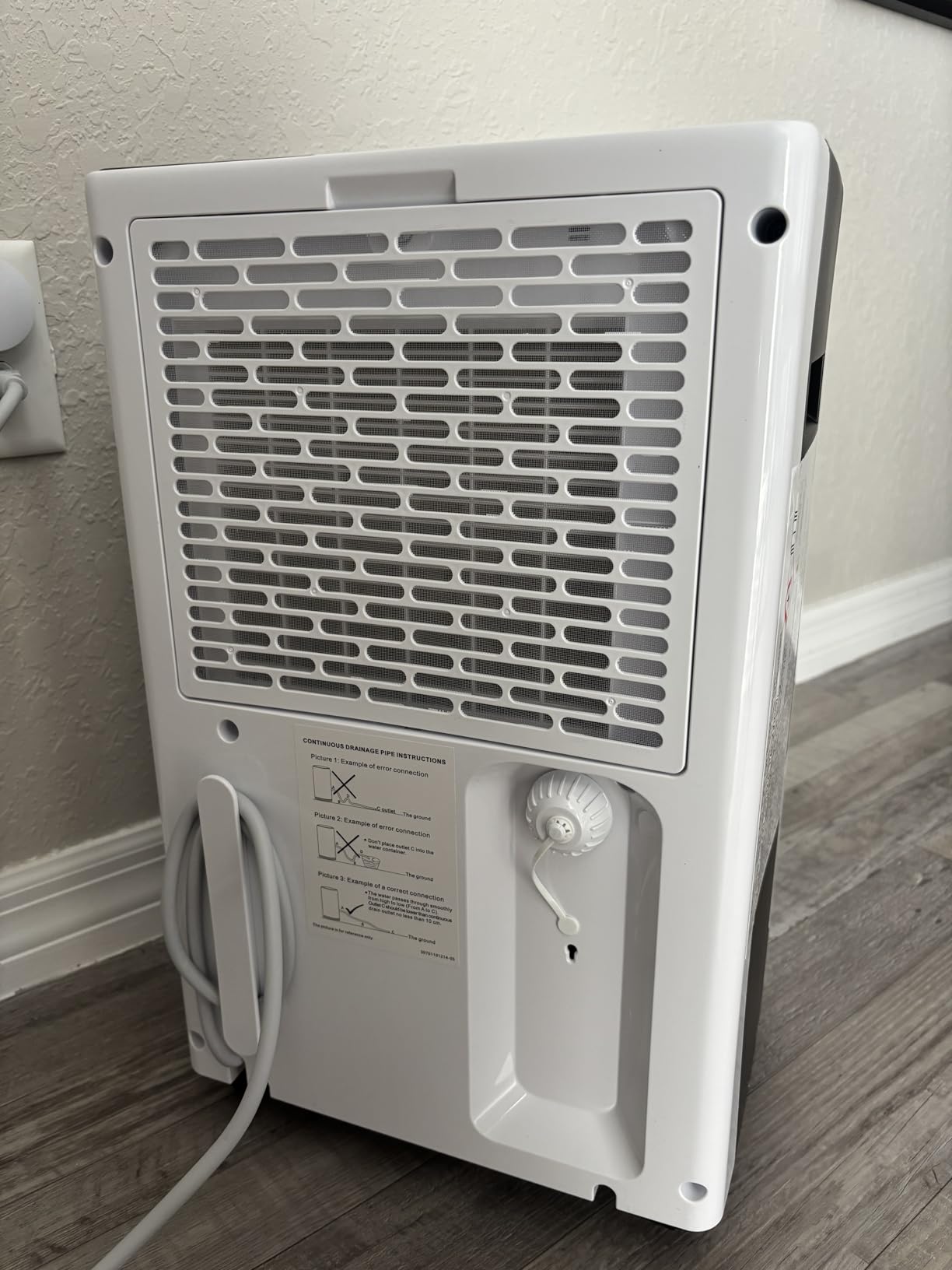 5000 Sq. Ft Dehumidifier, Max 52 Pint/Day Dehumidifiers for Home with Drain Hose, 3 Modes, Child Lock, 24H Timer, Auto Defrost, for Basement, Bedroom, Rv, Large Room, Closet, Garage - Customer Photo 2