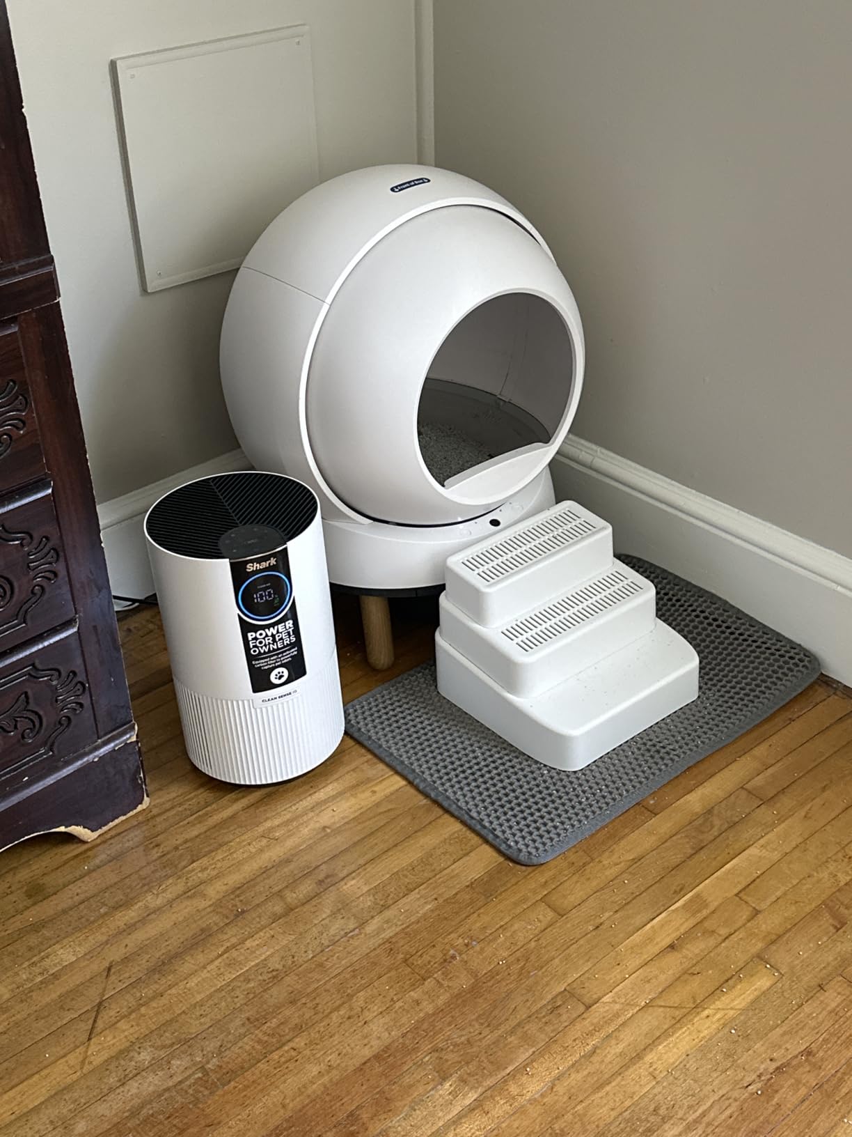 Shark Air Purifier for Home Large Room, Clean Sense Technology, HEPA Air Filter, 1000 Sq Ft, Kitchen, Filters Smoke, Captures 99.98% of Particles, Pet Dander, Pollutants, Dust, Allergens, HP201 - Customer Photo 2