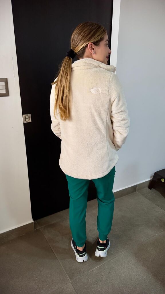 THE NORTH FACE Women's Osito Full Zip Fleece Jacket (Standard and Plus Size) Customer Review THE NORTH FACE Women's Osito Full Zip Fleece Jacket (Standard and Plus Size) - Customer Photo 3