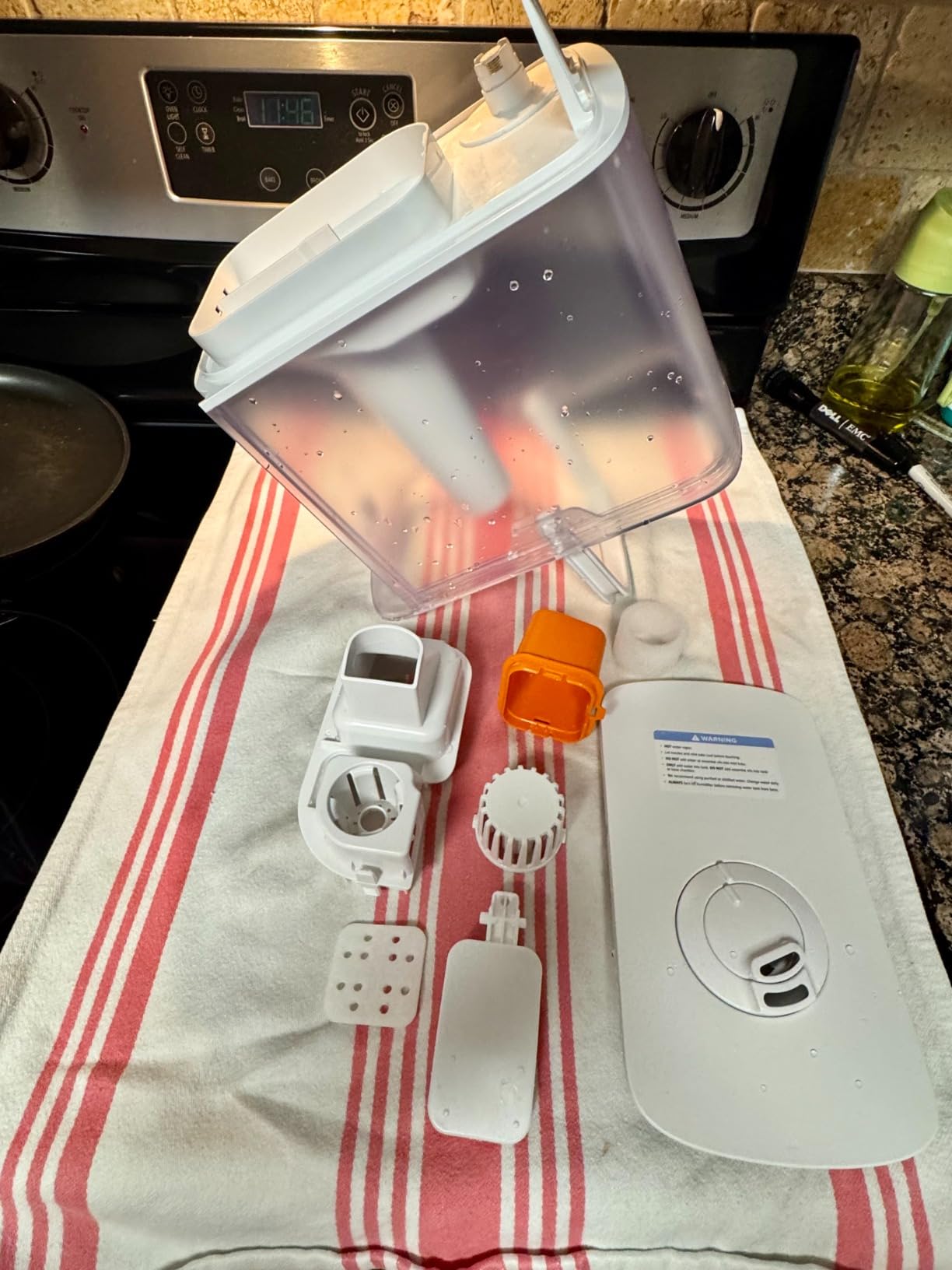 LEVOIT Humidifiers for Bedroom Home, Smart Warm and Cool Mist Air Humidifier for Large Room, Auto Customized Humidity, Fast Symptom Relief, Easy Top Fill, Essential Oil, Quiet, OasisMist4.5L, White - Customer Photo 2