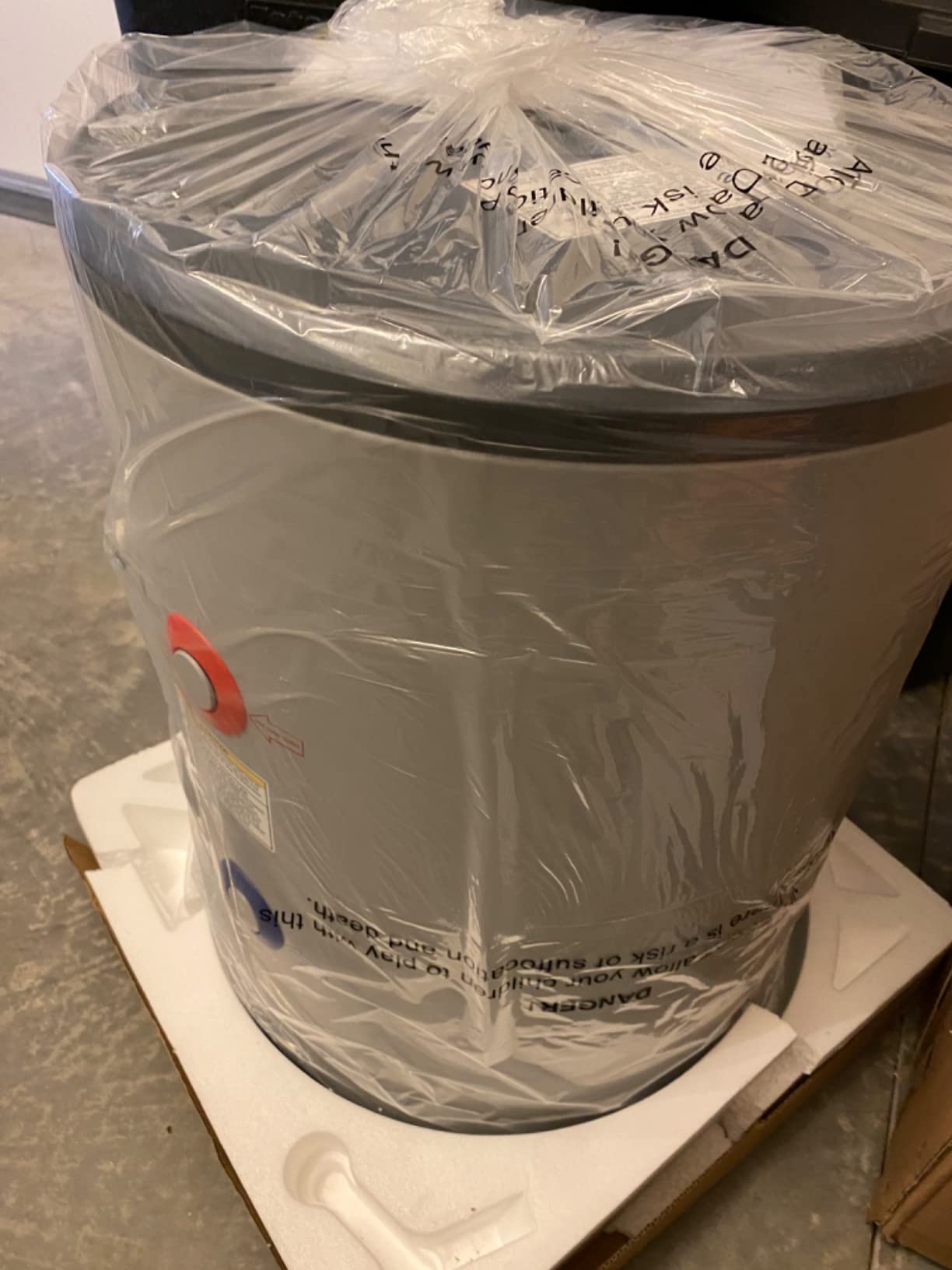 GE Appliances 10 Gallon Versatile Plug and Play Electric Water Heater with Adjustable Thermostat, Easily Installs Where You Want It, 120 Volt - Customer Photo 4