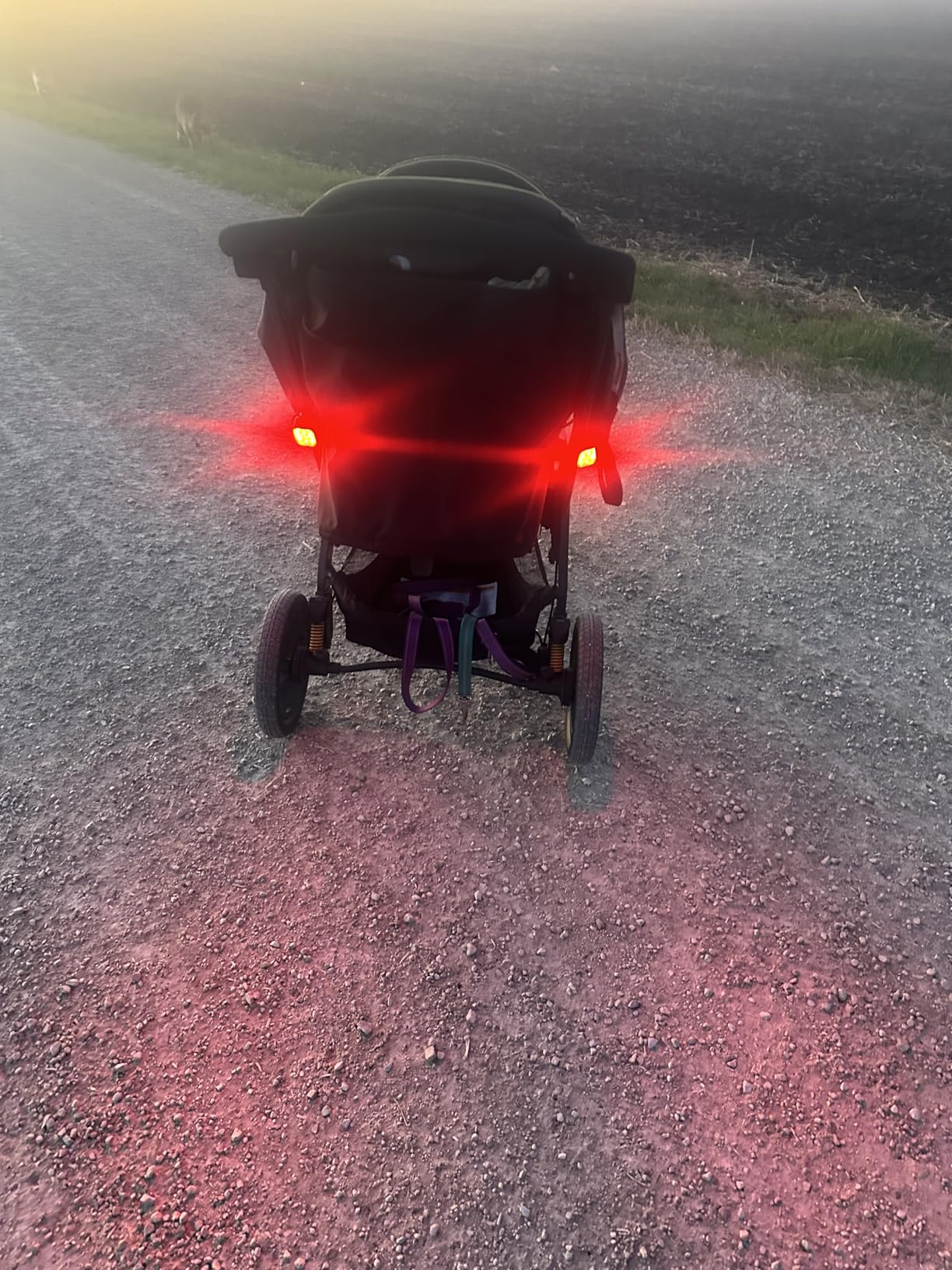 Bike Lights, Rechargeable Bicycle Lights Set Super Bright 8+12 Modes, IPX6 Waterproof Bike Lights for Night Riding/Cycling Safety, Front and Back Taillight Reflectors, 58 Hrs Long Battery Life - Customer Photo 1