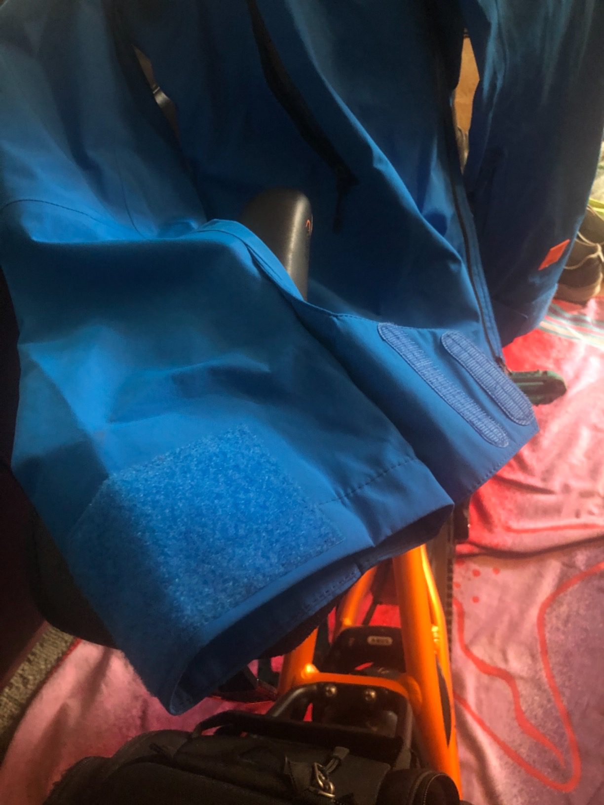 Helly-Hansen Sogn Shell 2.0 Jacket for Men, Premium Waterproof Skiing-Jacket with Breathable Fabric, Ideal for Winter Sport - Customer Photo 1