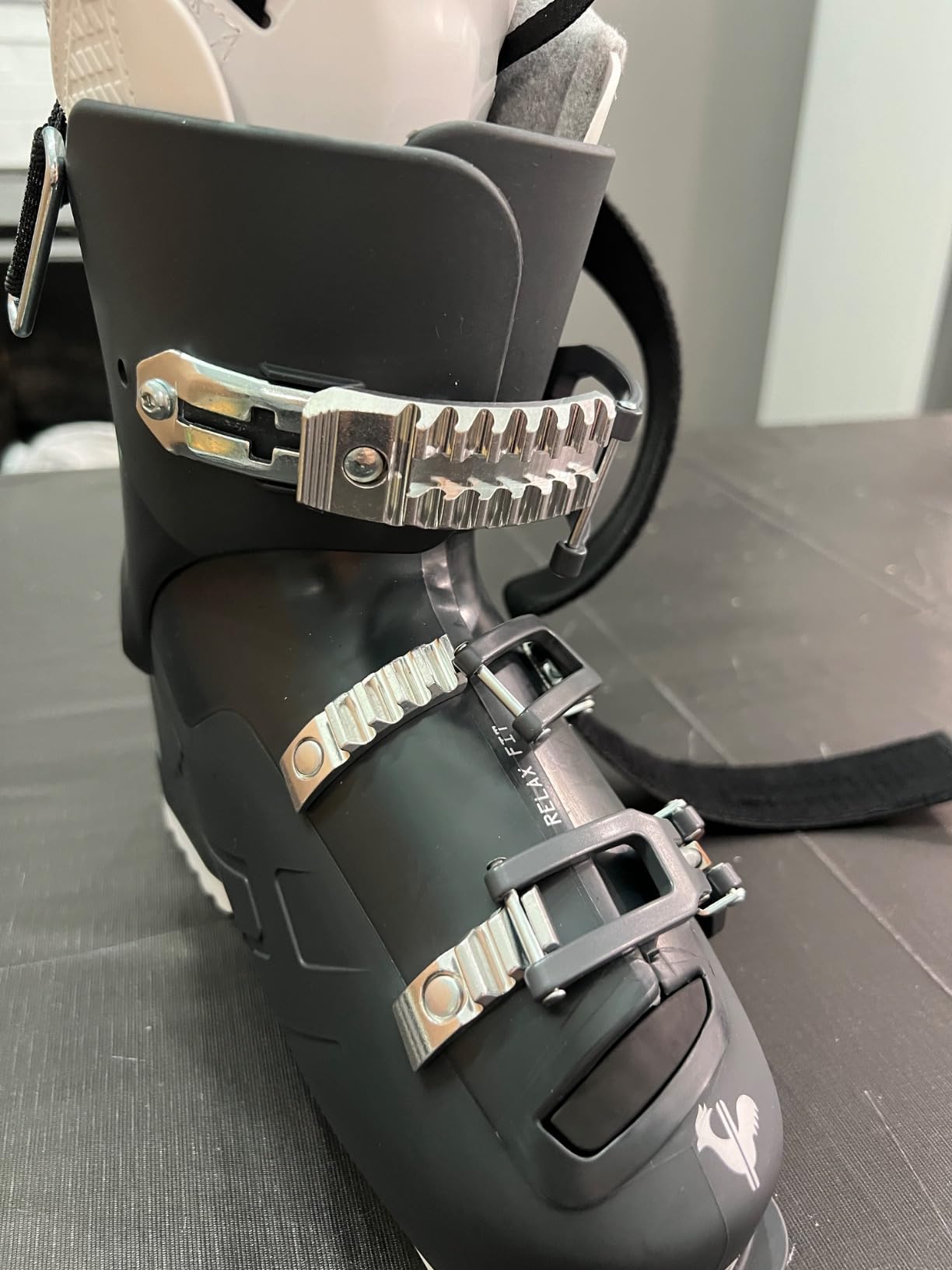 Rossignol Kelia 50 - Ski Boots for Women - Relaxed Fit Snow Ski Boots - Customer Photo 1