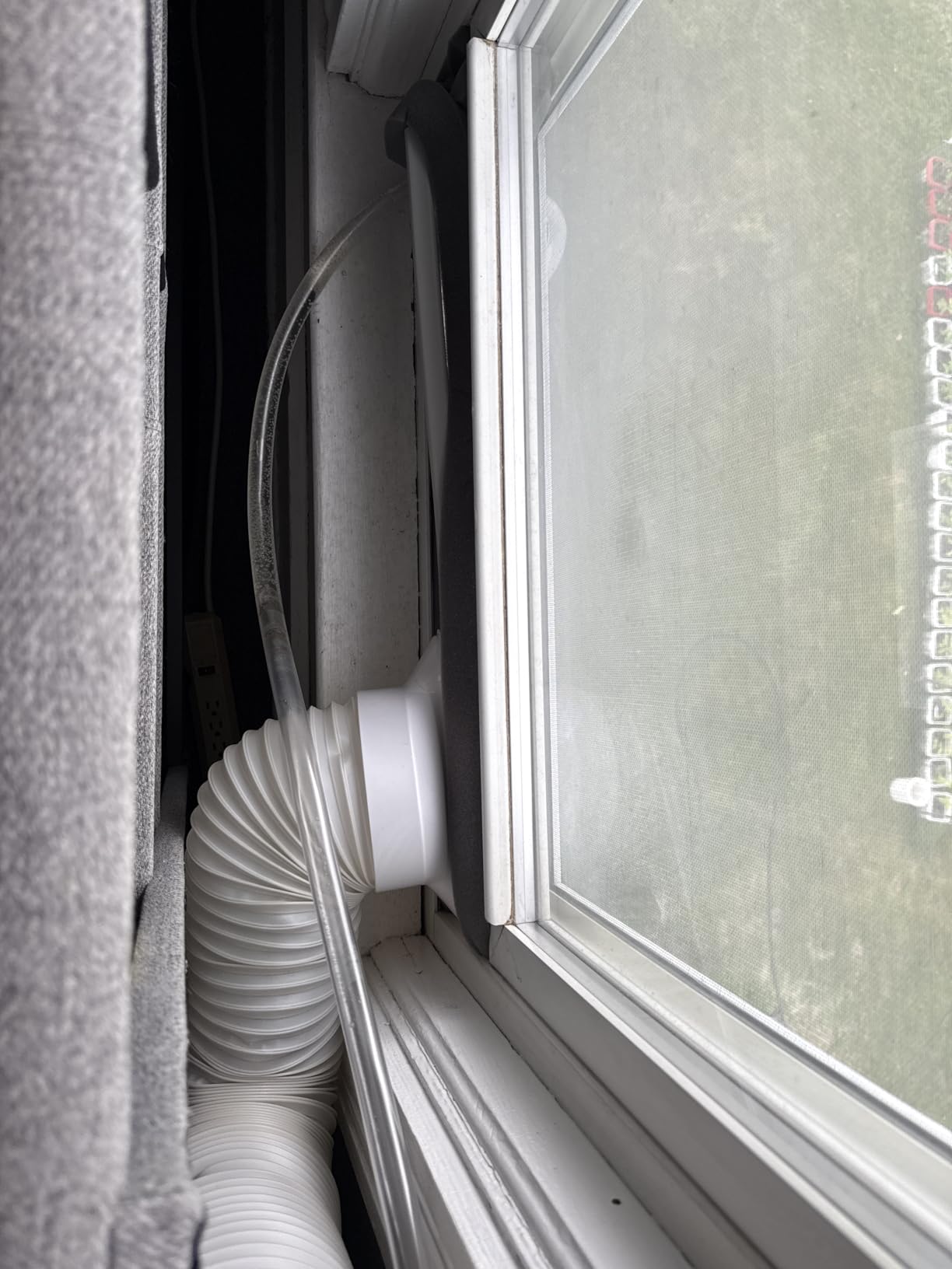 10,000 BTU Portable Air Conditioners, Portable AC With Remote for Room to 450 sq.ft 3 in 1 Air Conditioner With Dehumidification/Air Circulation/Timer And Window Kit - Customer Photo 4