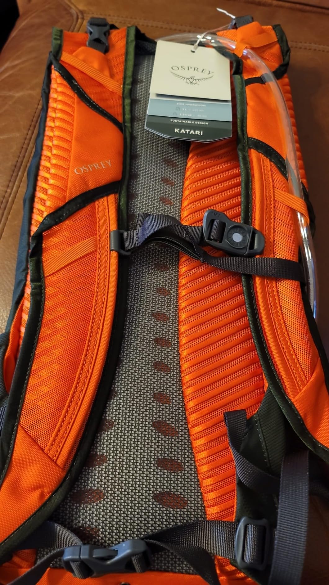 Osprey Katari 3L Men's Biking Backpack with Hydraulics Reservoir, Black - Customer Photo 1