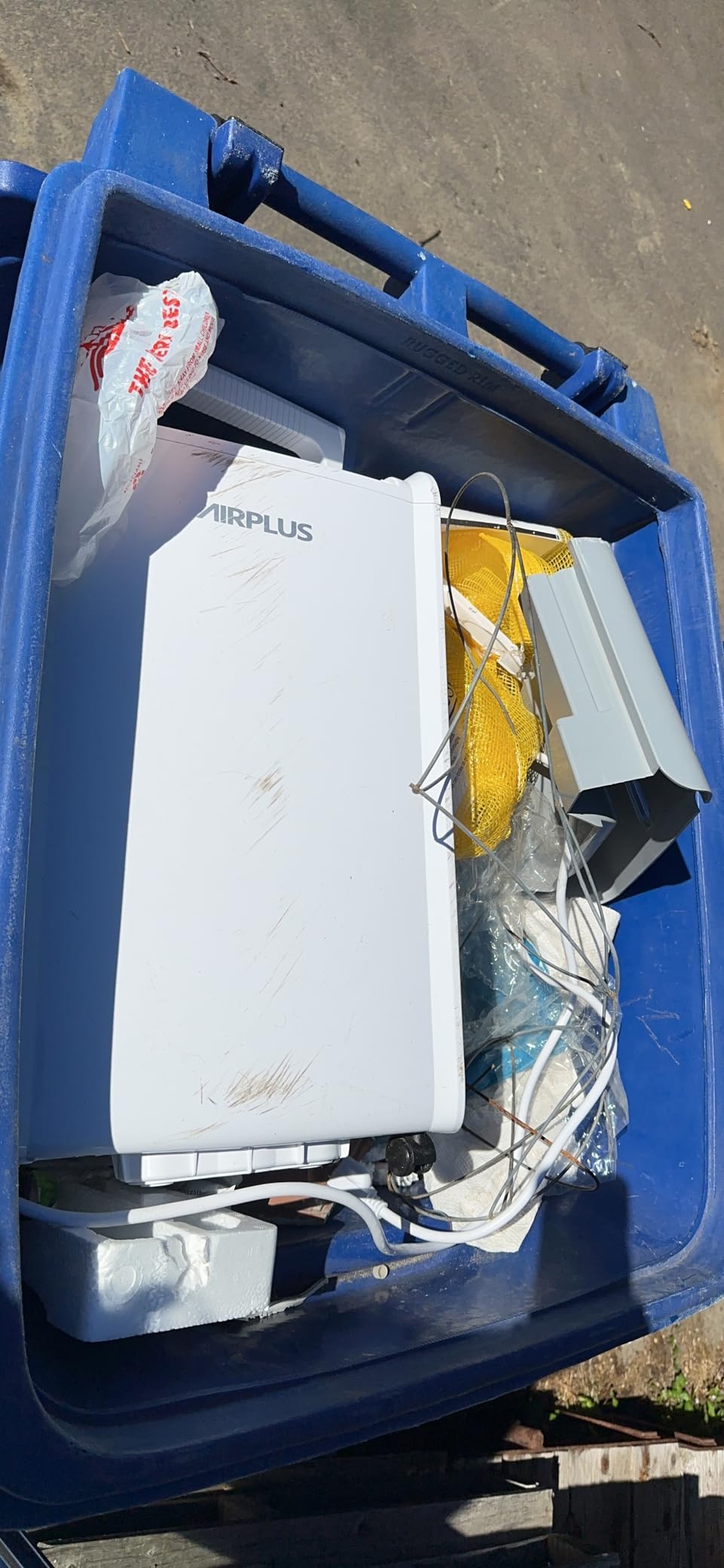 AIRPLUS 4,500 Sq.Ft 70 Pint Dehumidifier for Basements and Home-with Drain Hose,Efficient,Energy-with Dual Protection and 4 Smart Modes,24H Timer,Defrost,for Large room - Customer Photo 4