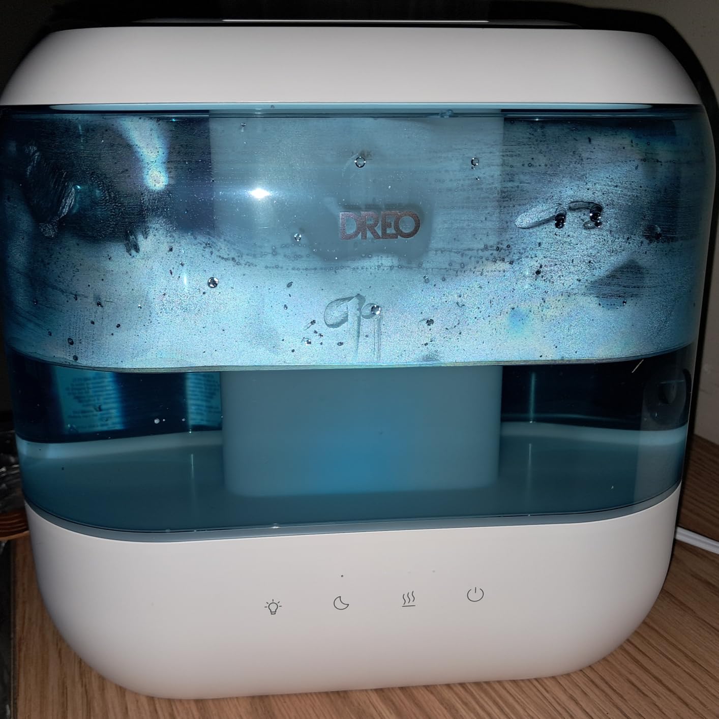 Dreo Humidifiers for Bedroom, 4L Top Fill for Large Room, 36H Runtime, 28 dB Quiet Supersized Cool Mist Air Humidifier for Baby Nursery, Plants, Indoor, Night Light, Easy to Clean & Fill - Customer Photo 1