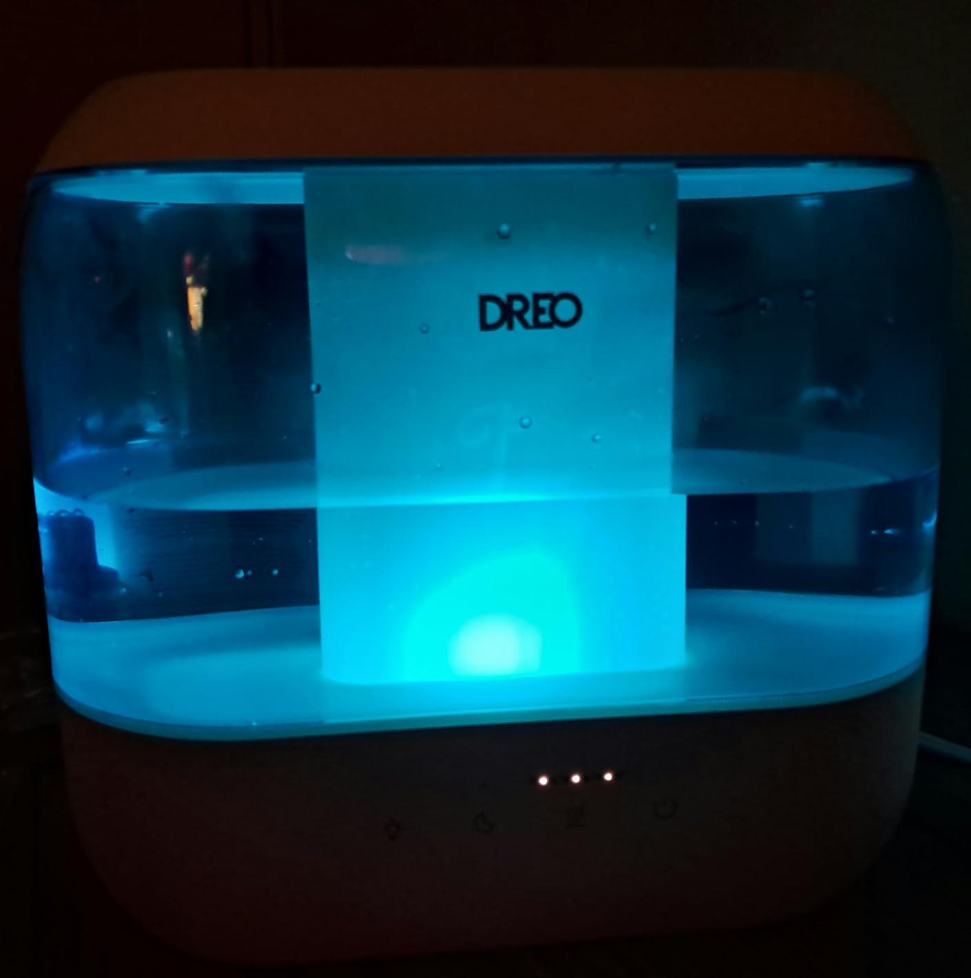Dreo Humidifiers for Bedroom, 4L Top Fill for Large Room, 36H Runtime, 28 dB Quiet Supersized Cool Mist Air Humidifier for Baby Nursery, Plants, Indoor, Night Light, Easy to Clean & Fill - Customer Photo 2