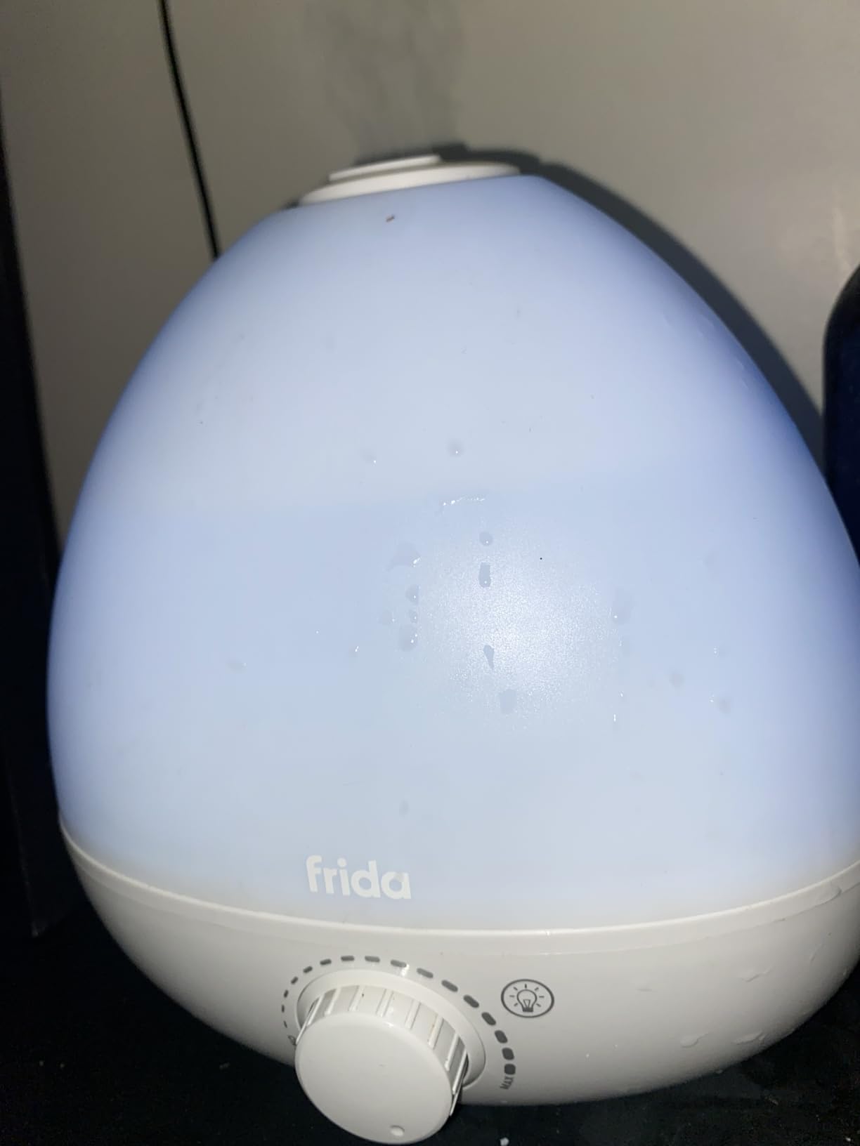 Frida Baby 3-in-1 XL Top Fill Humidifier for Bedroom, Cold & Flu Relief, 6L Tank Cool Mist Humidifier + Diffuser for Large Rooms, Mold Resistant, Nightlight, Auto-Off, Quiet, Essential Oil Diffuser - Customer Photo 4
