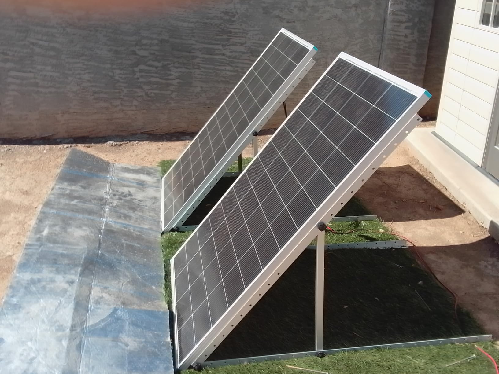 Reflective Bubble Insulation Sheet, Double Side Aluminum Foil Bubble Shield, Aluminum Foil Thermal Insulation Radiant Barrier for Windows, RV, Roof, Garage Door (23.6IN X 10FT) - Customer Photo 2