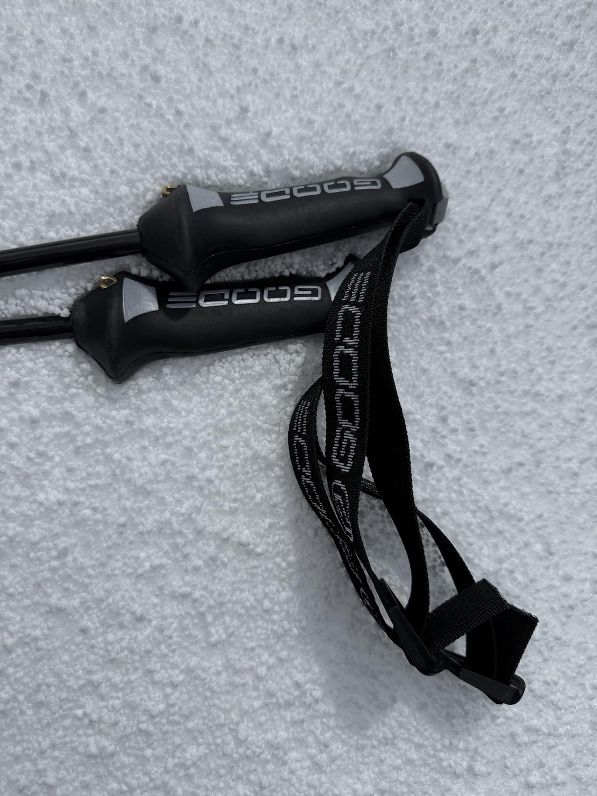 GOODE G Carbon Ski Poles – Ultra-Lightweight & Durable Carbon Fiber – Superior Balance – Shock Absorbing – High-Performance Downhill Ski Poles for Men & Women - Pair Customer Review GOODE G Carbon Ski Poles – Ultra-Lightweight & Durable Carbon Fiber – Superior Balance – Shock Absorbing – High-Performance Downhill Ski Poles for Men & Women - Pair - Customer Photo 1