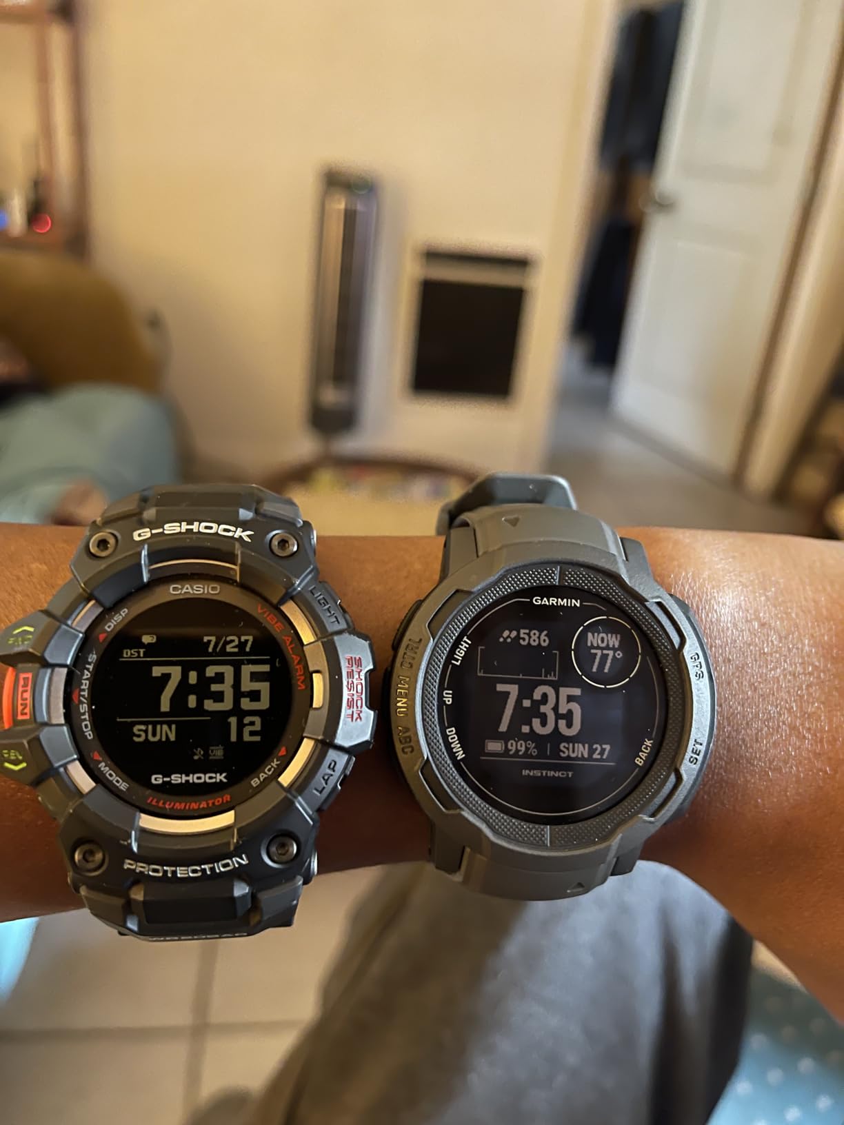 Garmin 010-02626-10 Instinct 2, Rugged Outdoor Watch with GPS, Built for All Elements, Multi-GNSS Support, Tracback Routing and More, graphite (Renewed) Customer Review Garmin 010-02626-10 Instinct 2, Rugged Outdoor Watch with GPS, Built for All Elements, Multi-GNSS Support, Tracback Routing and More, graphite (Renewed) - Customer Photo 2