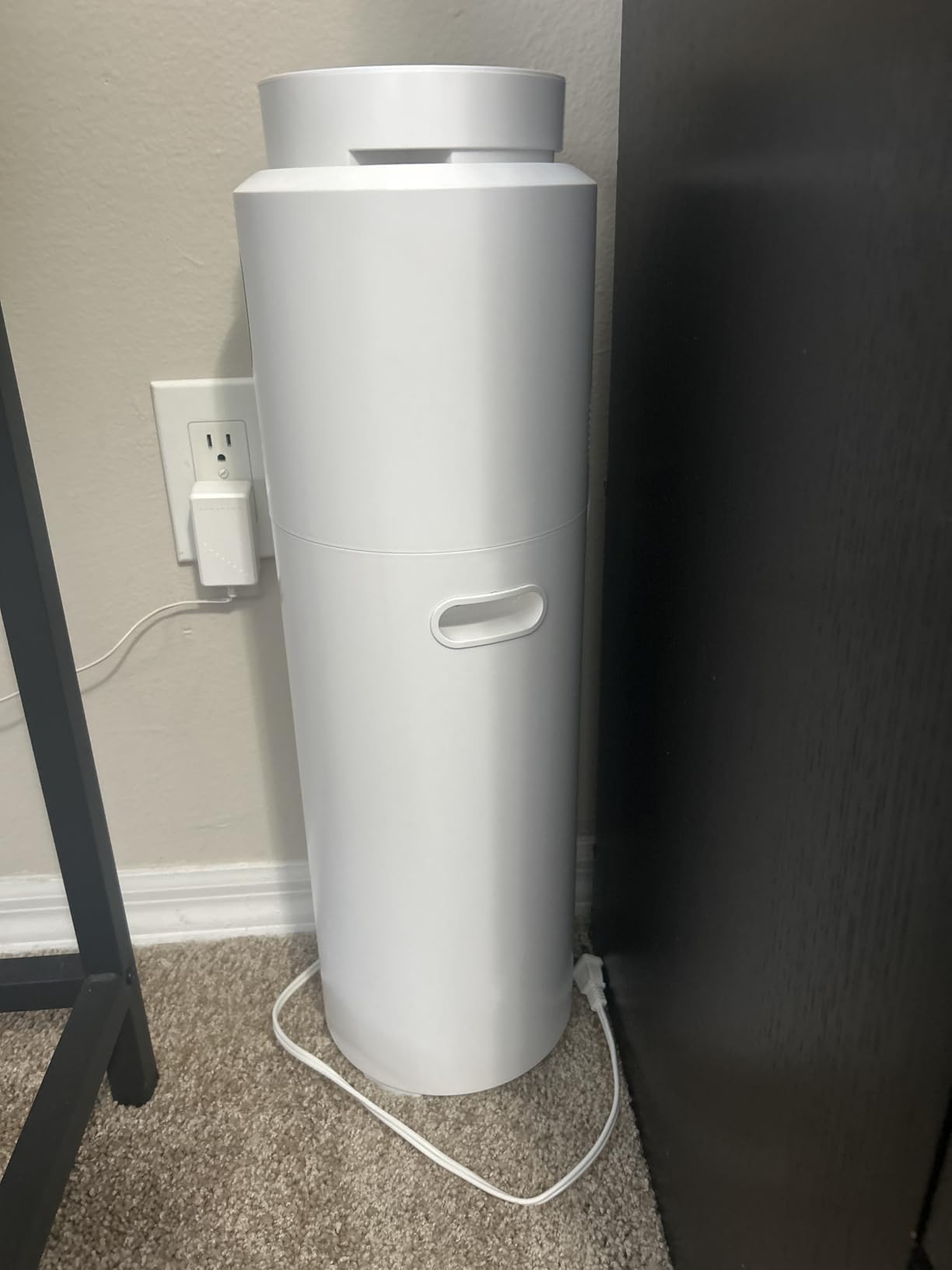 Large Humidifiers for Bedroom, 9L/2.5Gal Ultrasonic Cool Mist, Easy Clean with 350ML/H Large Mist Speed, Quiet Tower, Suitable for Kids Room Plant Yoga (White) - Customer Photo 1