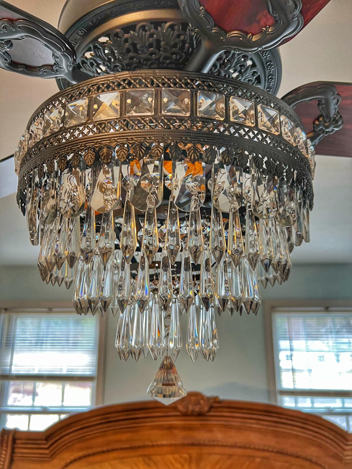 Asyko Crystal Ceiling Fan Fandelier with Lights and Remote Control，52