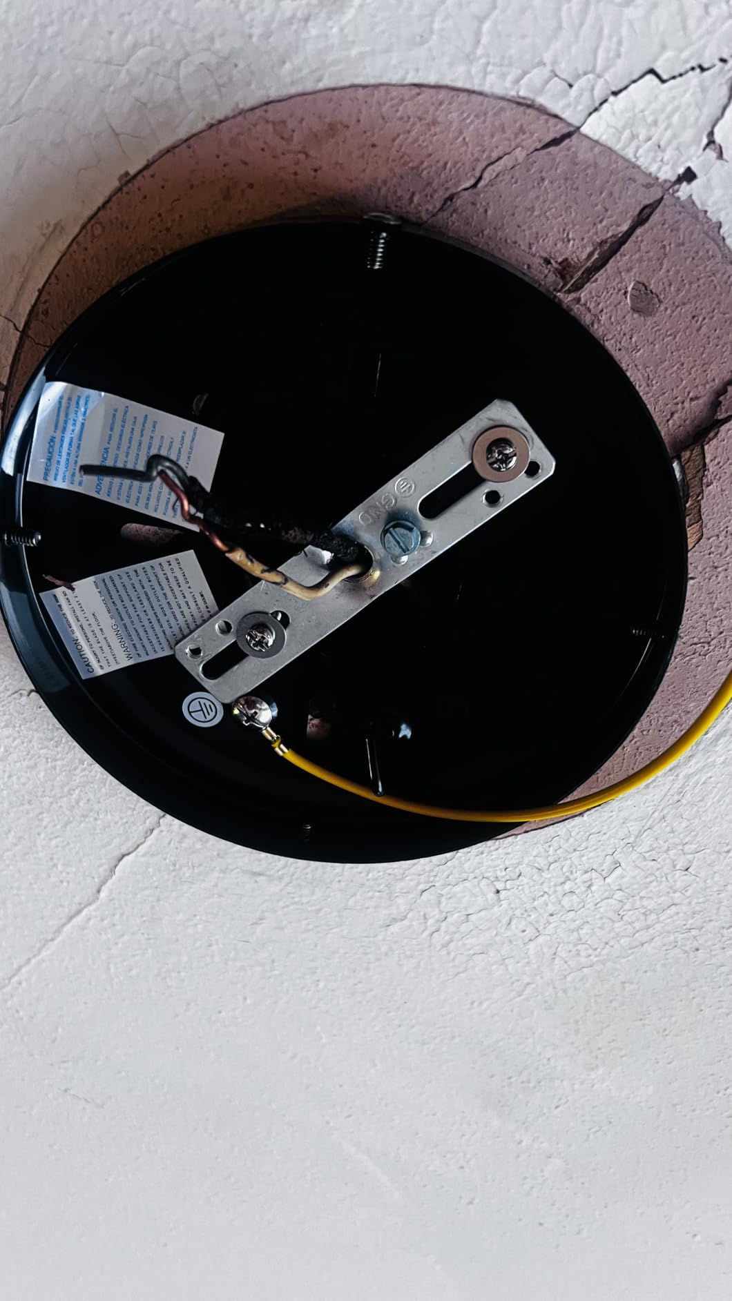 addlon Ceiling Fans with Lights, 42 Inch Low Profile Ceiling Fan with Light and Remote Control, Flush Mount, Reversible, 3CCT, Dimmable, Quiet, Black Small Ceiling Fan for Bedroom Indoor/Outdoor Use - Customer Photo 3