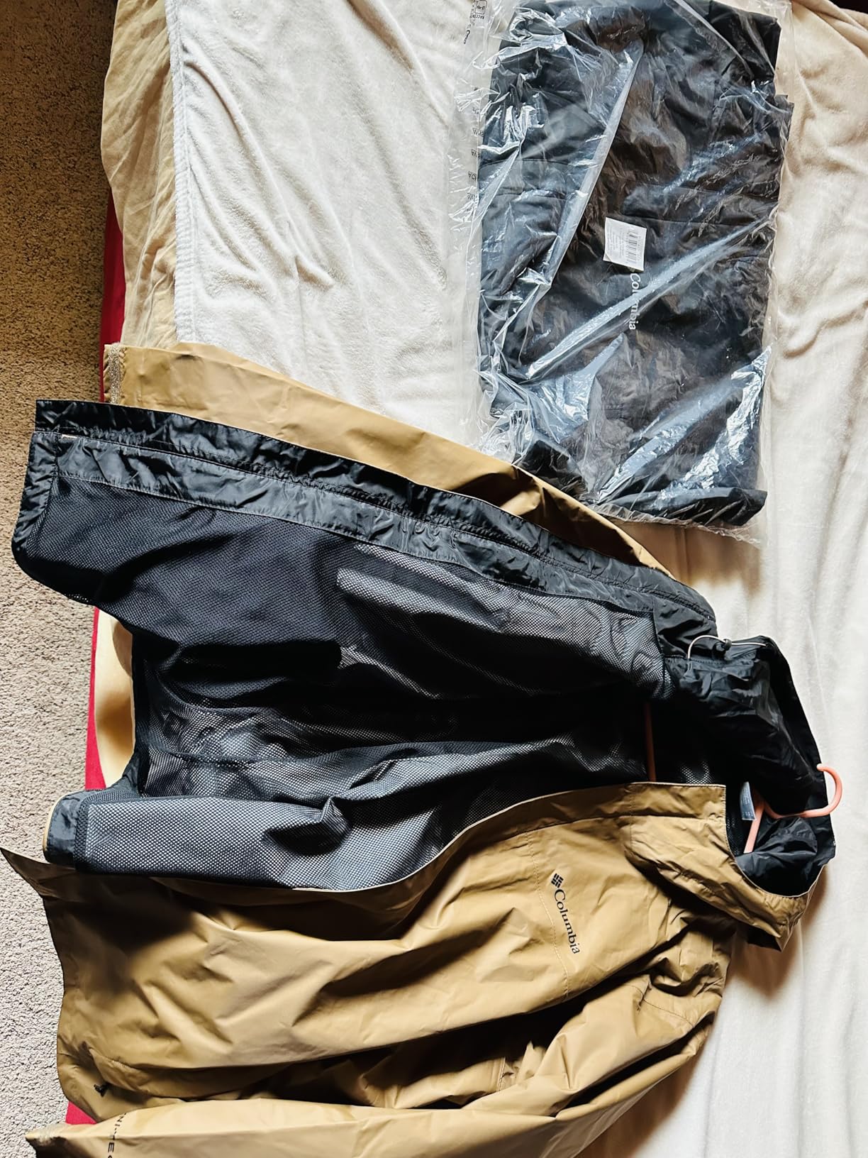 Columbia Men's Watertight II Rain Jacket Customer Review Columbia Men's Watertight II Rain Jacket - Customer Photo 2