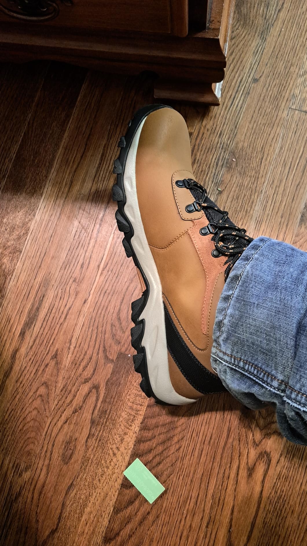 Columbia Men's Newton Ridge Plus II Waterproof Hiking Boot Customer Review Columbia Men's Newton Ridge Plus II Waterproof Hiking Boot - Customer Photo 2