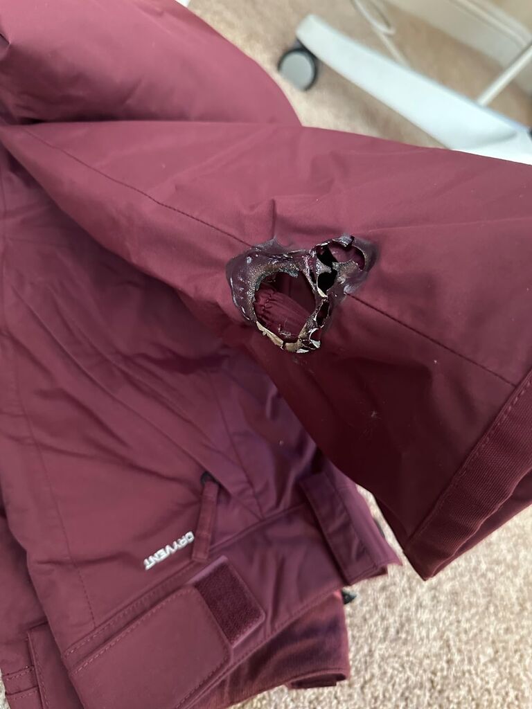 THE NORTH FACE Women's Freedom Insulated Pant (Standard & Plus Size) | Waterproof for Snow Sports, Gaiters, Adjustable Waist Customer Review THE NORTH FACE Women's Freedom Insulated Pant (Standard & Plus Size) | Waterproof for Snow Sports, Gaiters, Adjustable Waist - Customer Photo 2