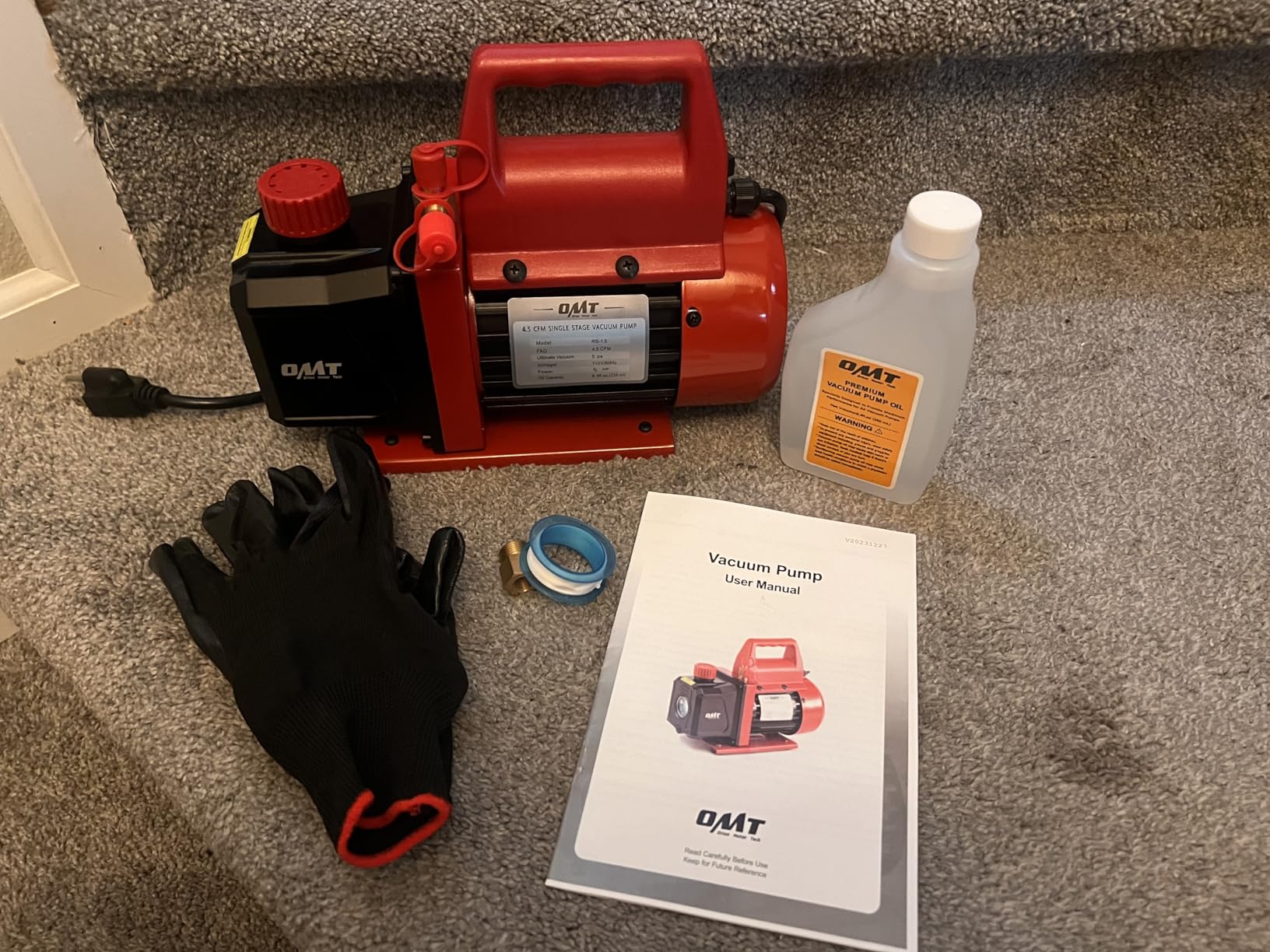 Orion Motor Tech Vacuum Pump, 3.5 cfm 1/4 hp HVAC Single Stage Vacuum Pump for R12 R22 R134a R410a R502, Auto AC Vacuum Pump Kit for Automotive Air Conditioner Resin Degassing & More, Oil Included - Customer Photo 1