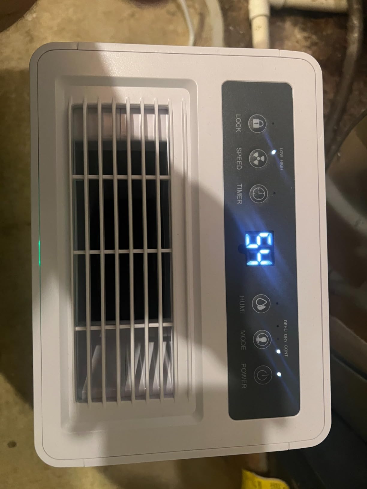 1500 Sq.ft Dehumidifier for Basement, SEAVON 21 Pint Dehumidifiers with Drain Hose for Home Large Room Bedroom Bathroom, Powerful Moisture Removal, Smart Humidity Control & Display, 24H Timer, 3 Modes - Customer Photo 2