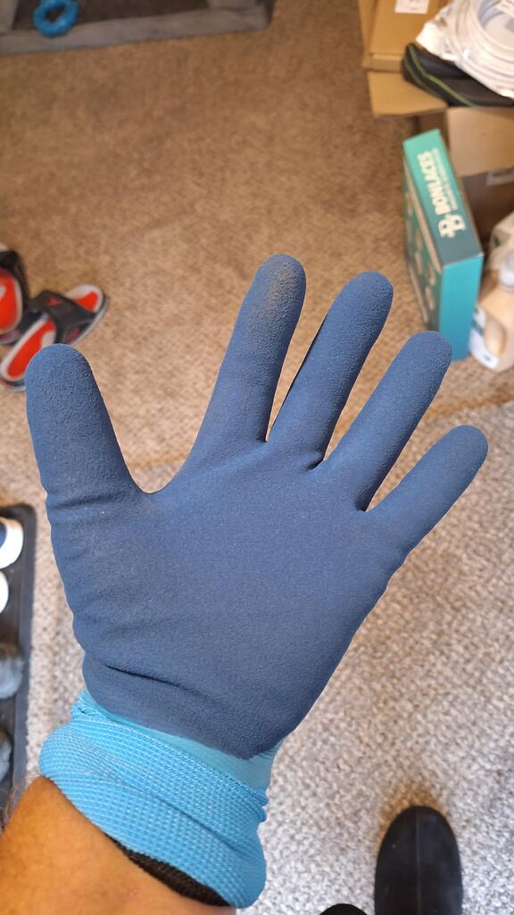 VNBQB Waterproof Winter Work Gloves for Men and Women, Freezer Gloves for Outdoor Cold Weather Work Below Zero, Waterproof Garden Gloves for Shoveling Snow, Ice Fishing Customer Review VNBQB Waterproof Winter Work Gloves for Men and Women, Freezer Gloves for Outdoor Cold Weather Work Below Zero, Waterproof Garden Gloves for Shoveling Snow, Ice Fishing - Customer Photo 2