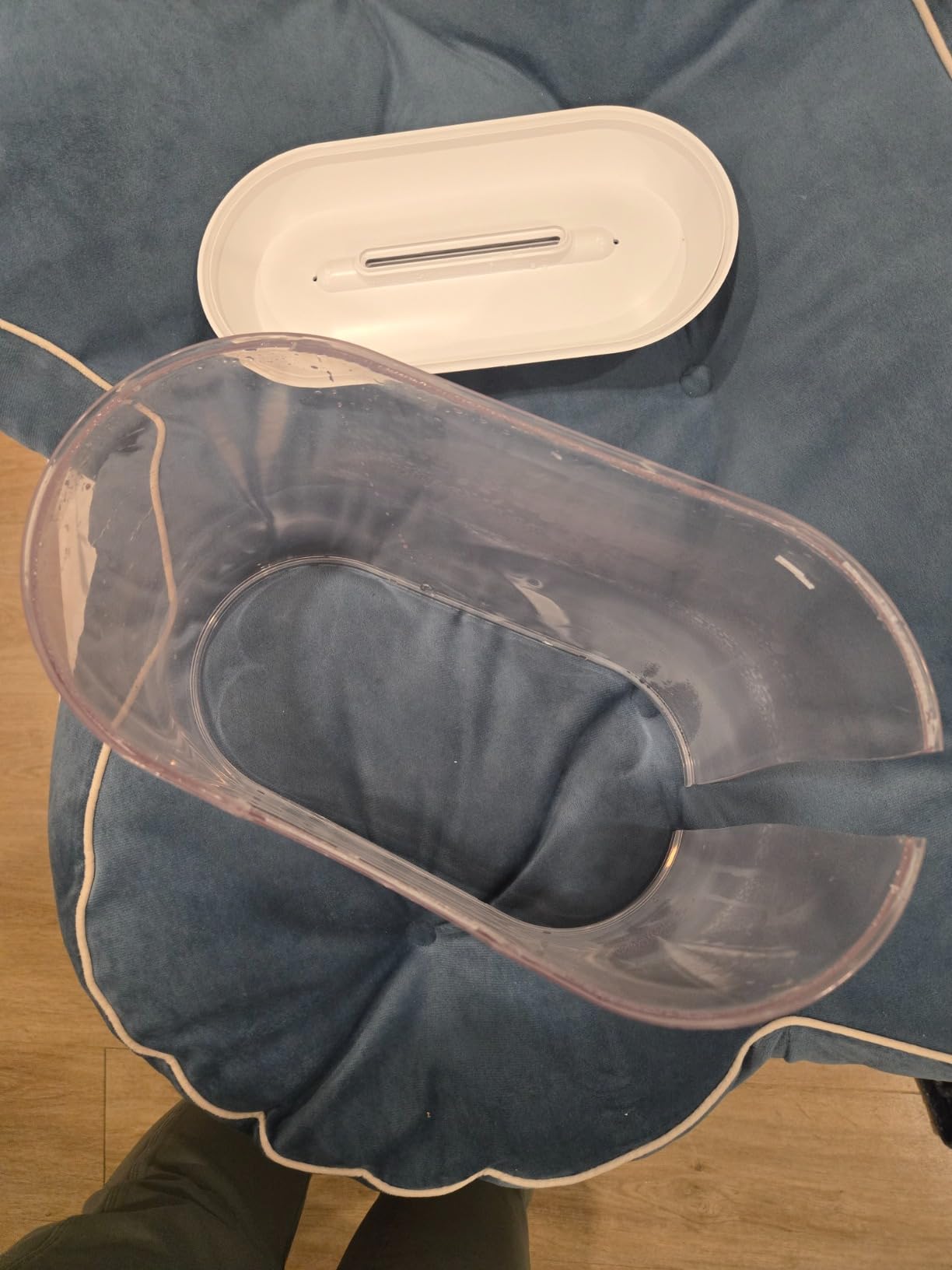 Dreo 6L Top Fill Humidifiers for Bedroom, 60H Runtime 28 dB Quiet Supersized Cool Mist Air Humidifiers for Large Room, Baby Nursery, Plant, Indoor, Night Light, Easy to Clean, Precise Humidity Control - Customer Photo 4