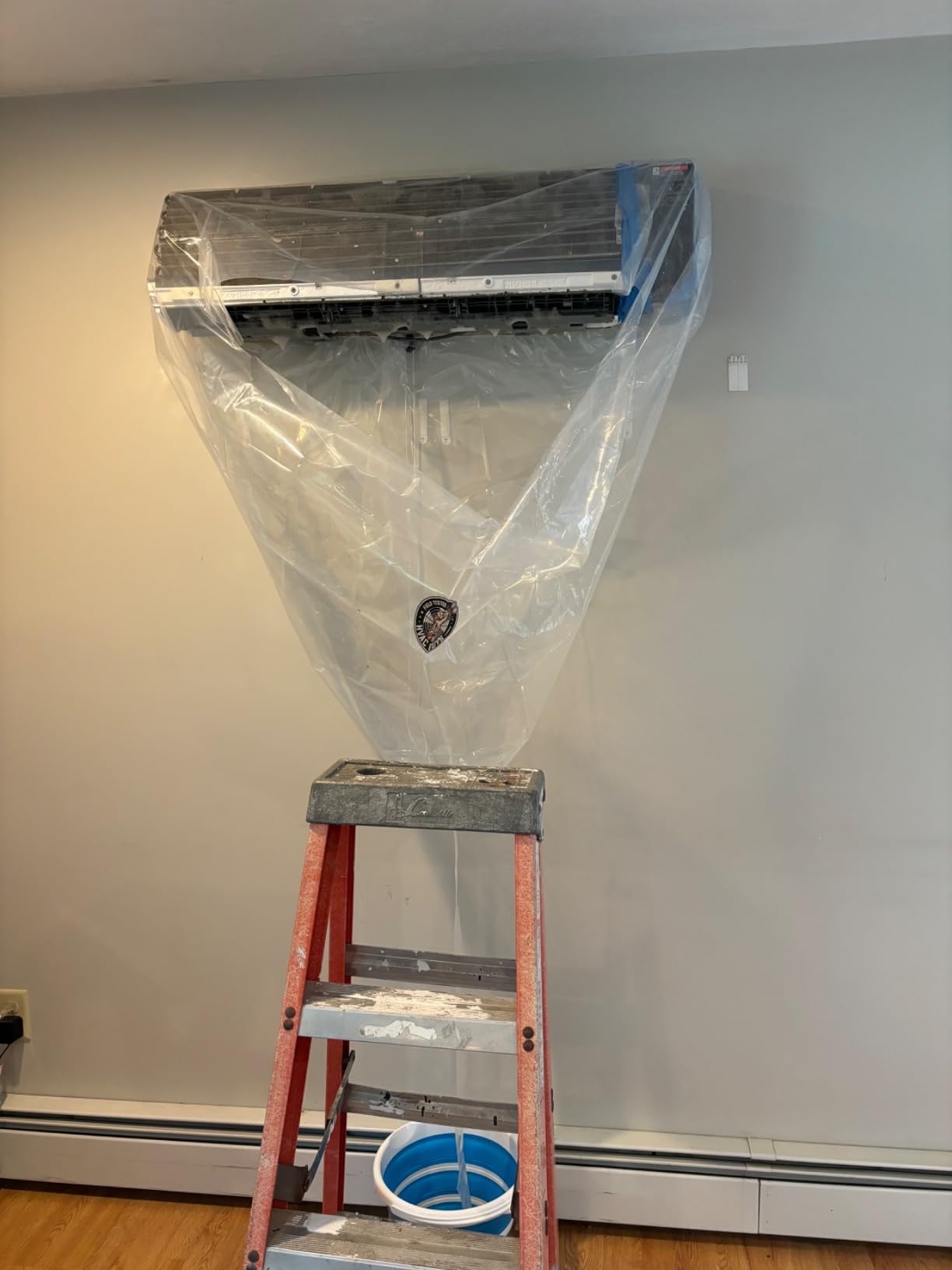 HVAC Guys Complete Mini Split Cleaning Kit | Mini Split Coil Cleaner Kit Includes 360 Degree Mini Split Cleaning Bag, Bucket, Spray Nozzle, Coil Cleaner, Faucet/Hose Adapter - Customer Photo 2