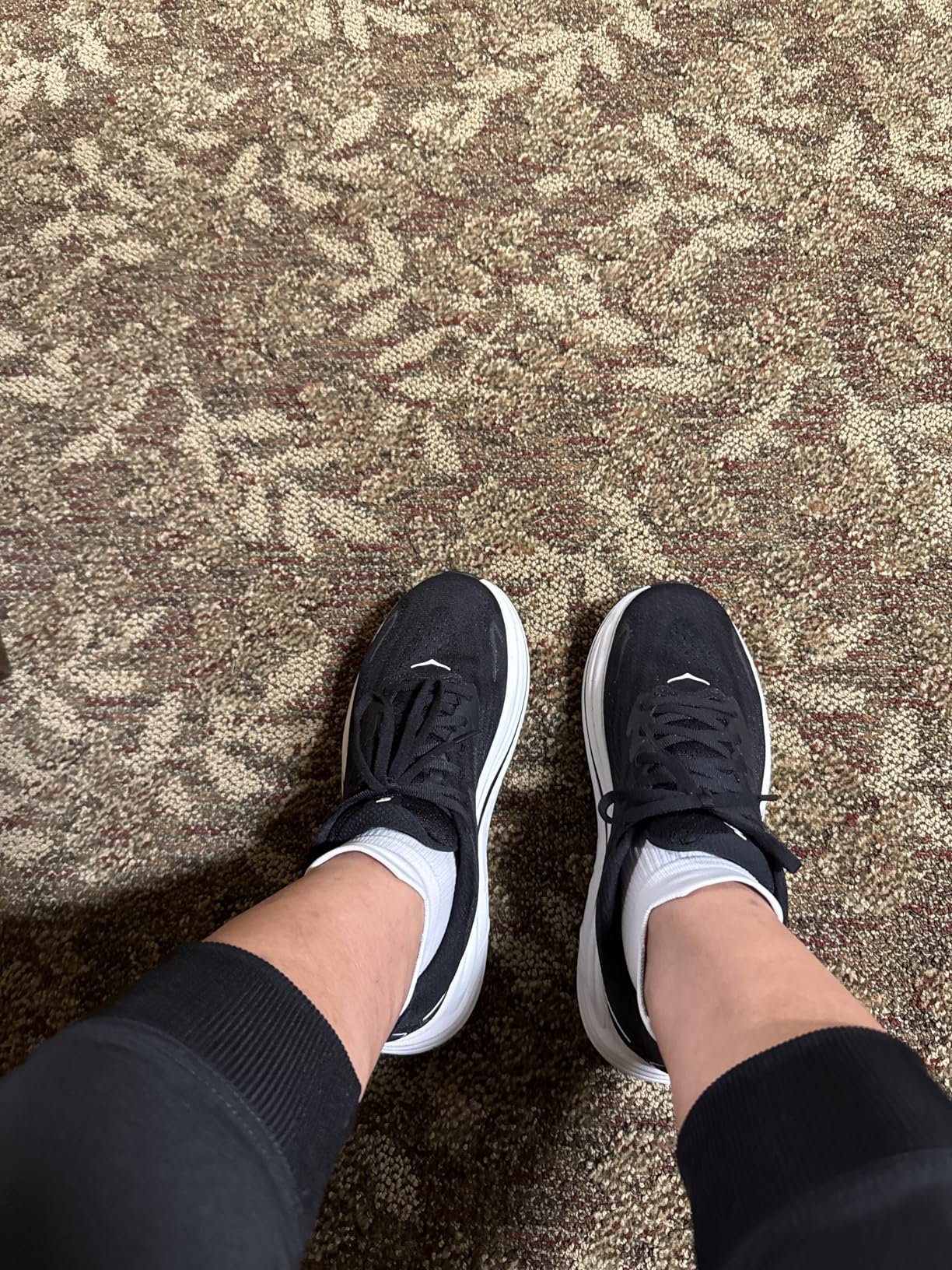 HOKA Women's Clifton 10 Sneaker - Customer Photo 2