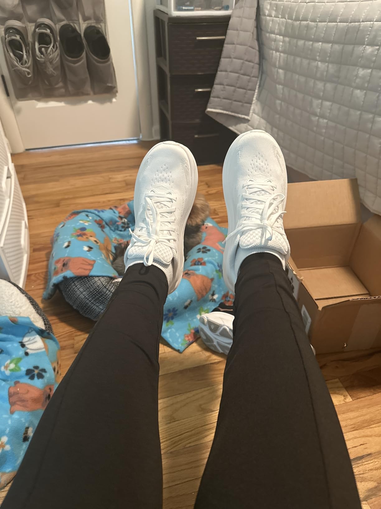 HOKA Women's Clifton 10 Sneaker - Customer Photo 5