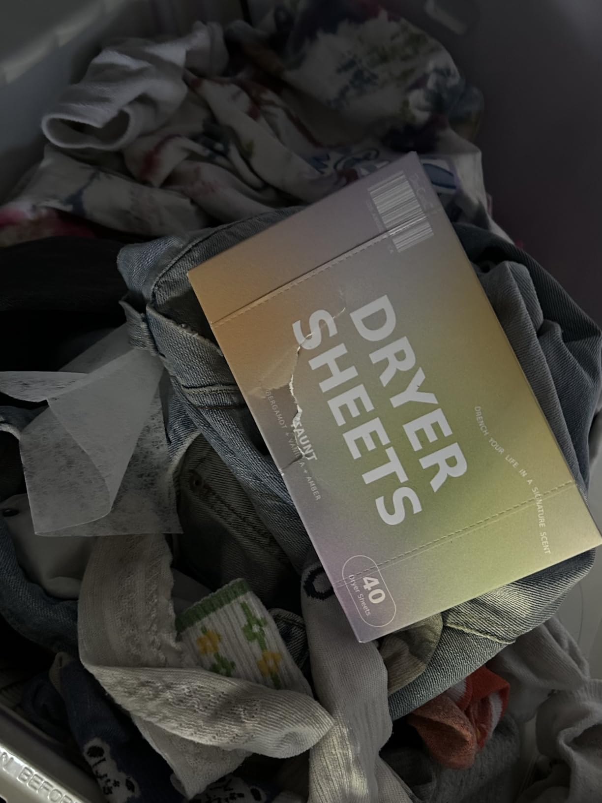 DedCool Dryer Sheets | Xtra Milk | 40 Count | Non-Toxic Vegan Fabric Softener | Bergamot, Vanilla & Amber Scent | Gentle on Sensitive Skin | Softens & Freshens | Premium Laundry Supplies - Customer Photo 1