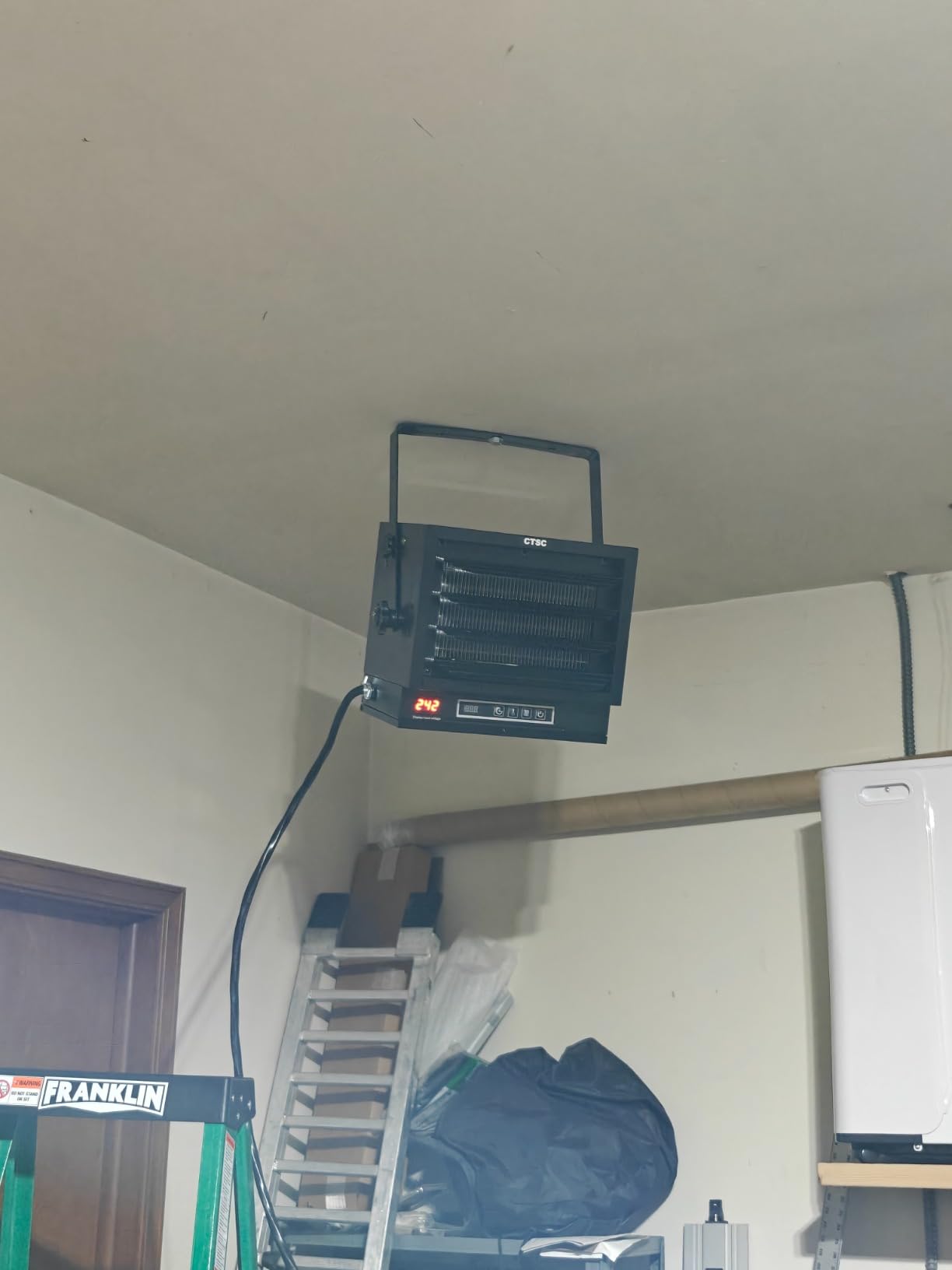 CTSC 10000W Electric Garage Heater, 240v Hardwired Fan-Forced Shop Heater with Digital Thermostat, Remote Control and Timer, ECO Function, Voltage Display Design, Ideal for Workshop, ETL Listed - Customer Photo 2