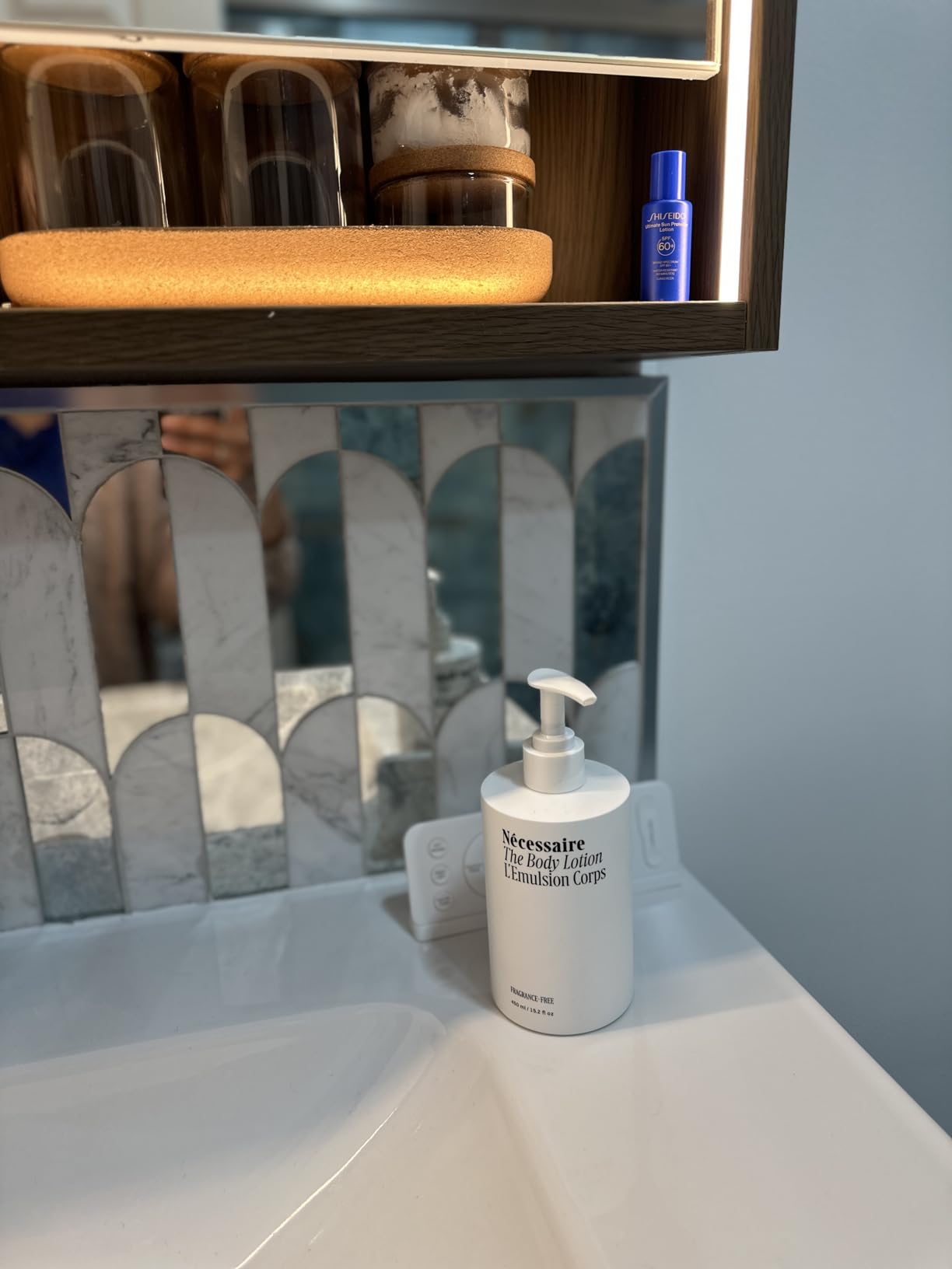 Nécessaire The Body Lotion Fragrance-Free — Unscented Multi-Peptide Body Moisturizer for Women + Men – Non-Comedogenic Lotion for Sensitive Skin – 450ml/15.2 fl oz Customer Review Nécessaire The Body Lotion Fragrance-Free — Unscented Multi-Peptide Body Moisturizer for Women + Men – Non-Comedogenic Lotion for Sensitive Skin – 450ml/15.2 fl oz - Customer Photo 1