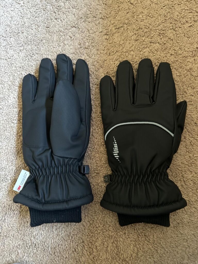 rivmount Winter Gloves Women Men, Thermal Ski Gloves for Cold Weather with Warm, Waterproof, Touchscreen for Running, Skiing Customer Review rivmount Winter Gloves Women Men, Thermal Ski Gloves for Cold Weather with Warm, Waterproof, Touchscreen for Running, Skiing - Customer Photo 1