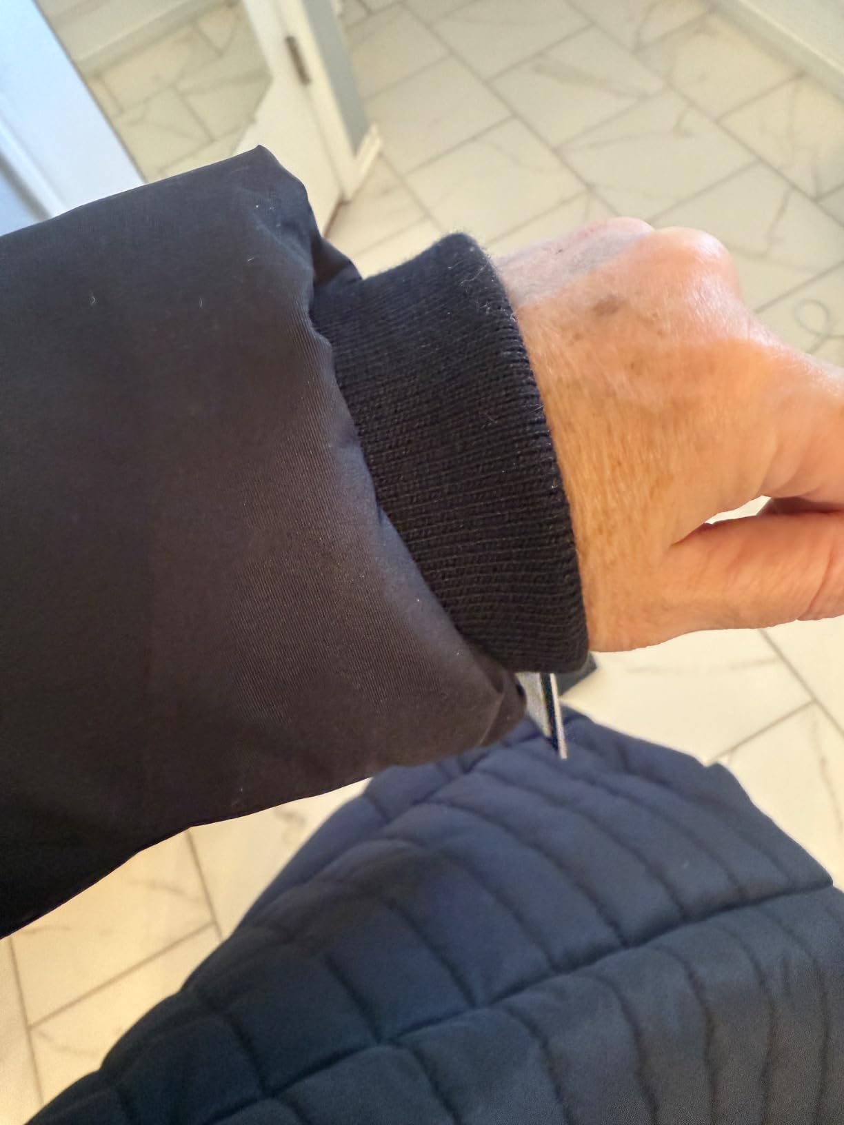 Jones NY Women's Puffer Jacket Zippered Removable Bungee Hood Womens Winter Coat - Customer Photo 2