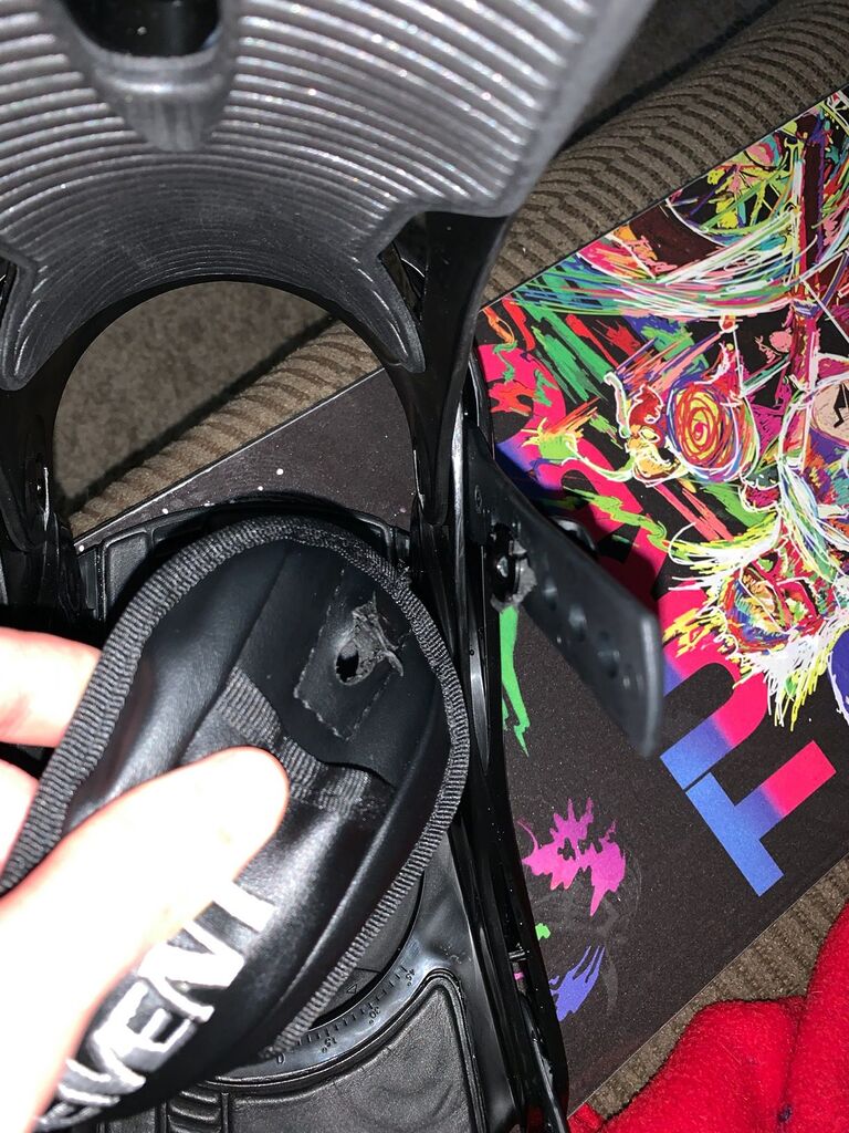5th Element Summit Stealth Adult Snowboard Bindings for Men-Designed for New or Replacement Snowboards. Universal bindings disc and Hardware for Beginner to Intermediate - Customer Photo 3