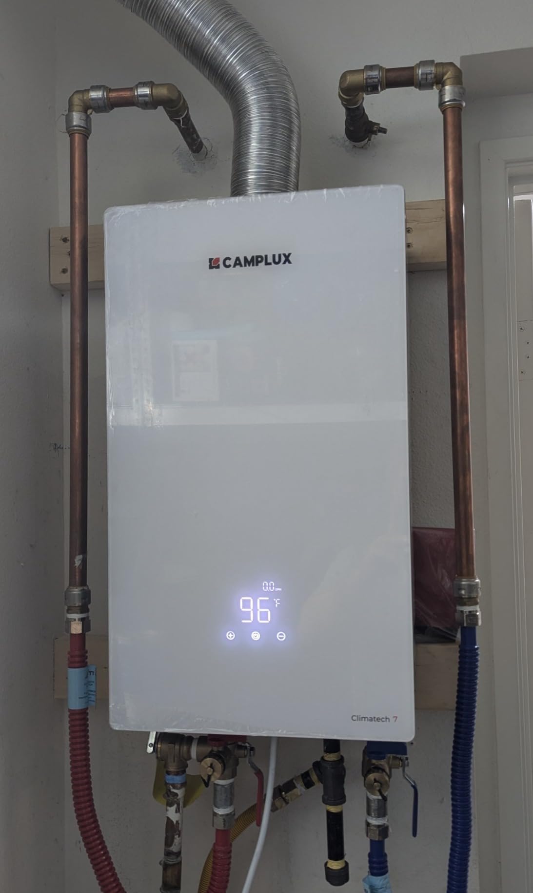 CAMPLUX Climatech 7 Tankless Water Heater Gas 3.6 GPM, 85,300 BTU On Demand Instant Hot Water Heater Natural Gas Tempered Glass Panel, Indoor Installation, CA360WNG - Customer Photo 2