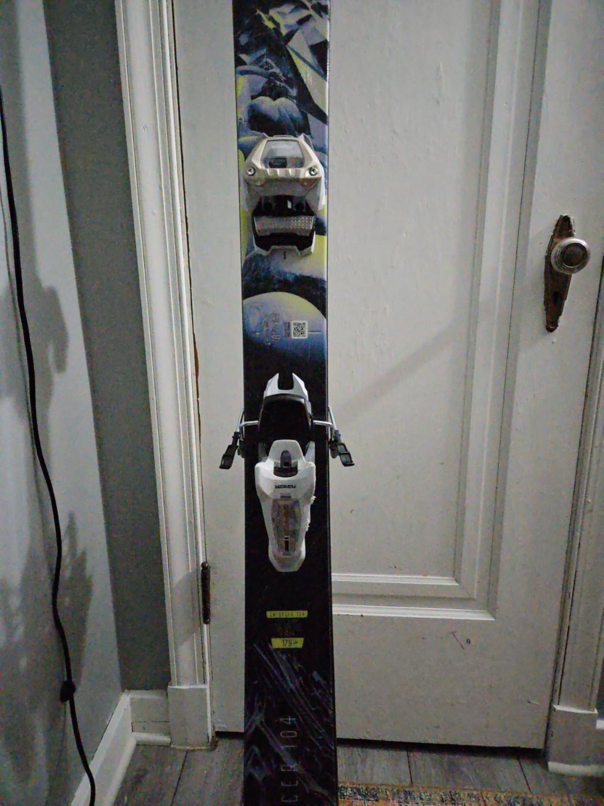 Nordica Unisex Adults Enforcer 104 Lightweight Smooth Maneuverable All-Mountain Skis Without Bindings Winter Sports - Customer Photo 2